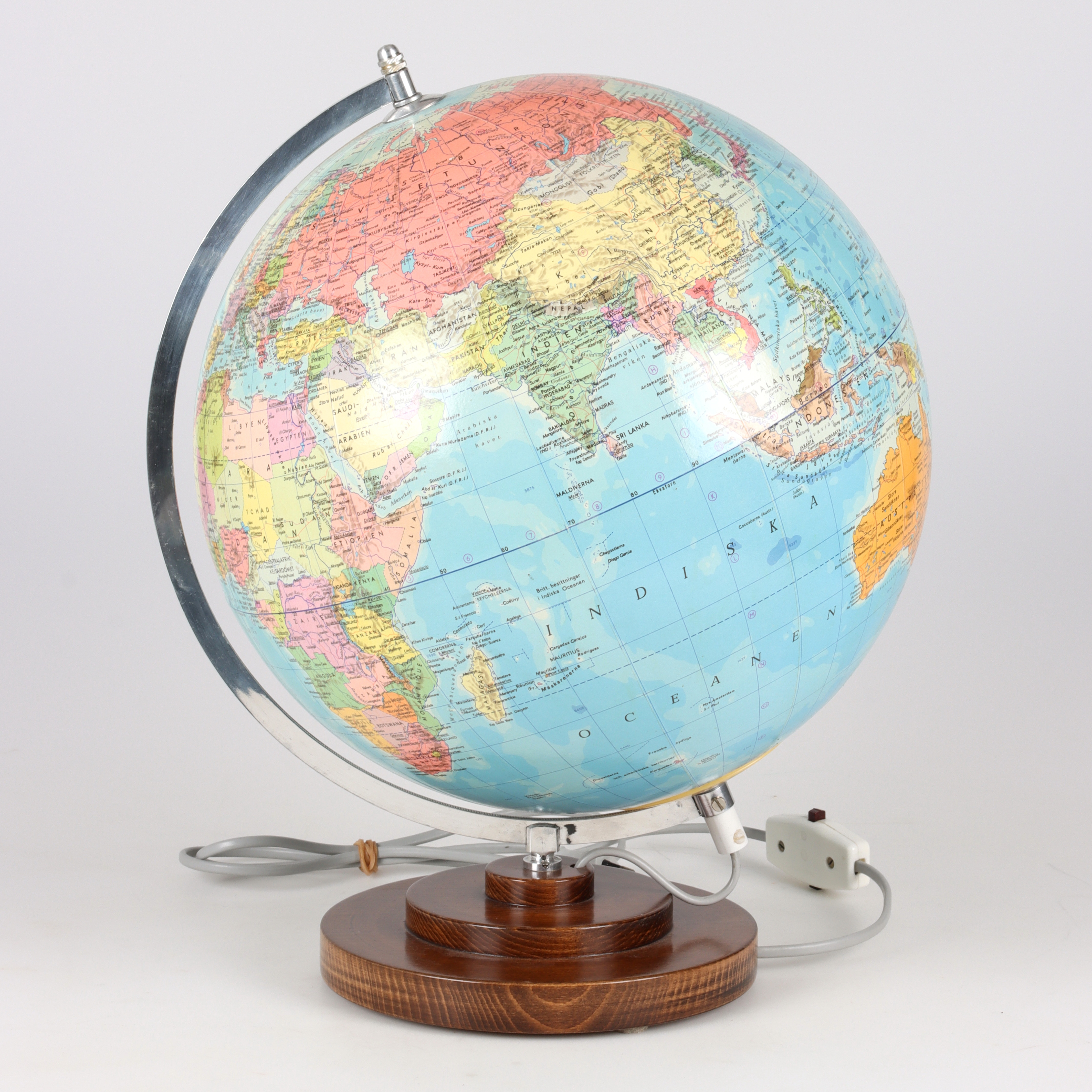 JORDGLOB, Räth Politiska Jordglob. 1900-tal.