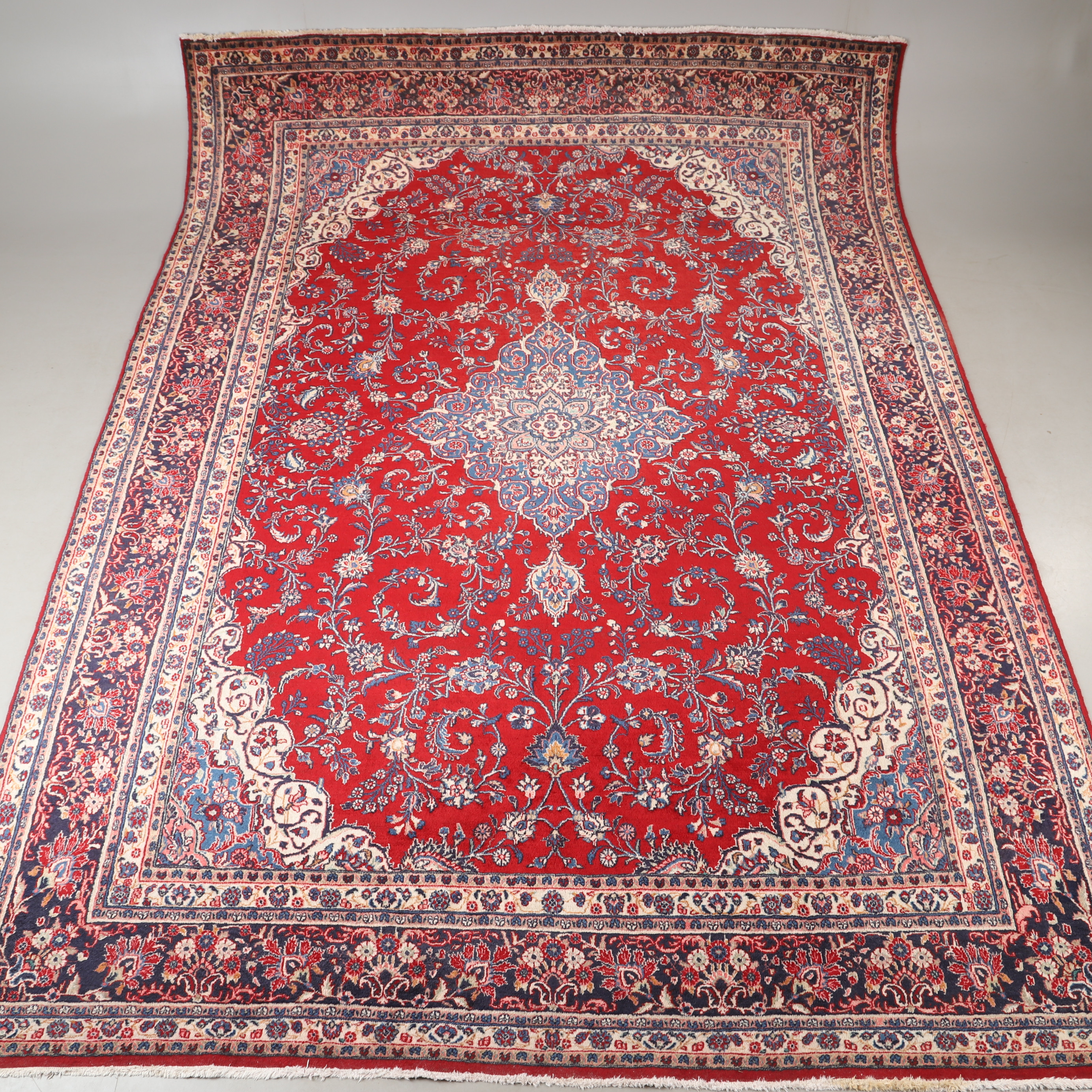 MATTA, orientalisk, 365 x 268 cm.