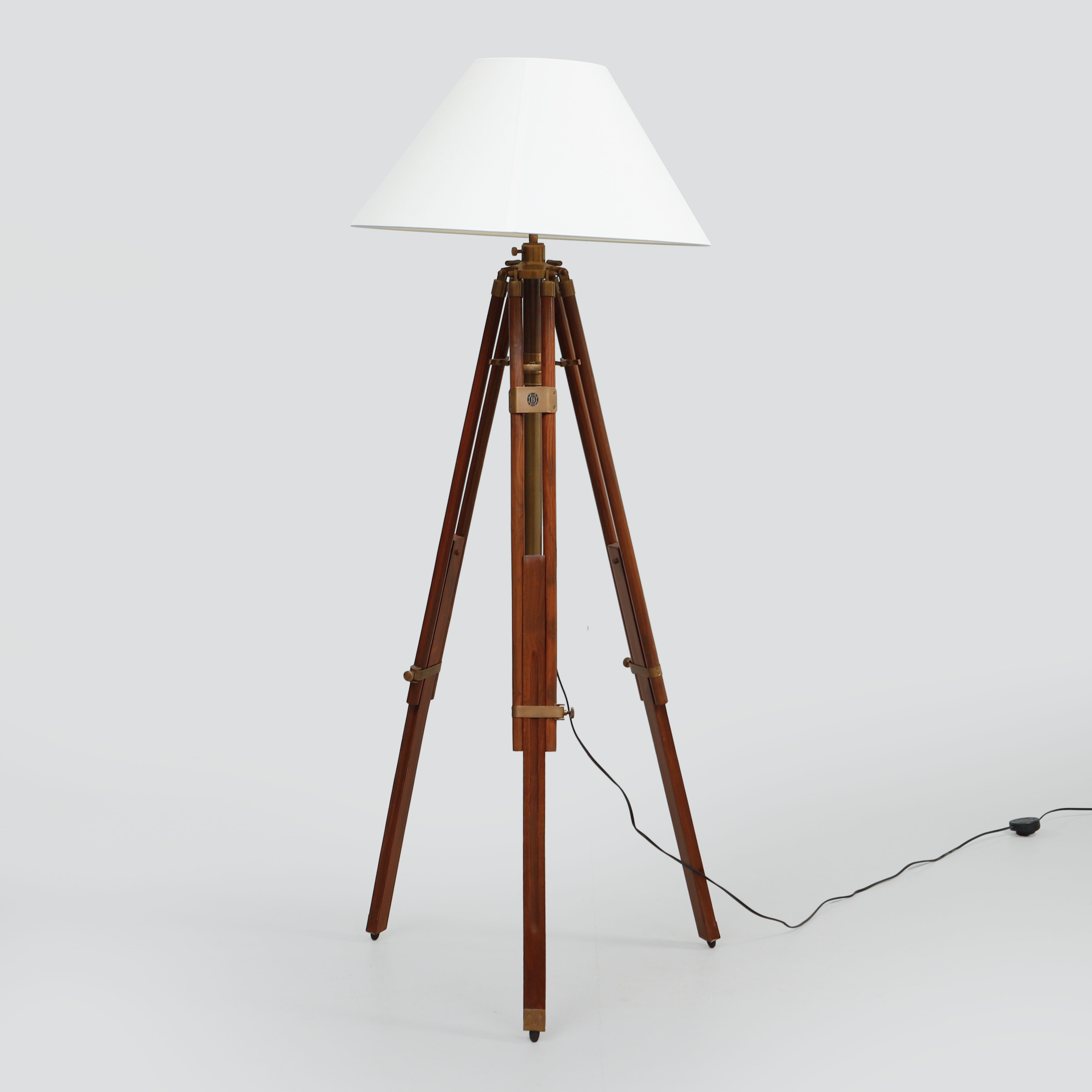 GOLVLAMPA, Boknäs, 19/2000-tal.