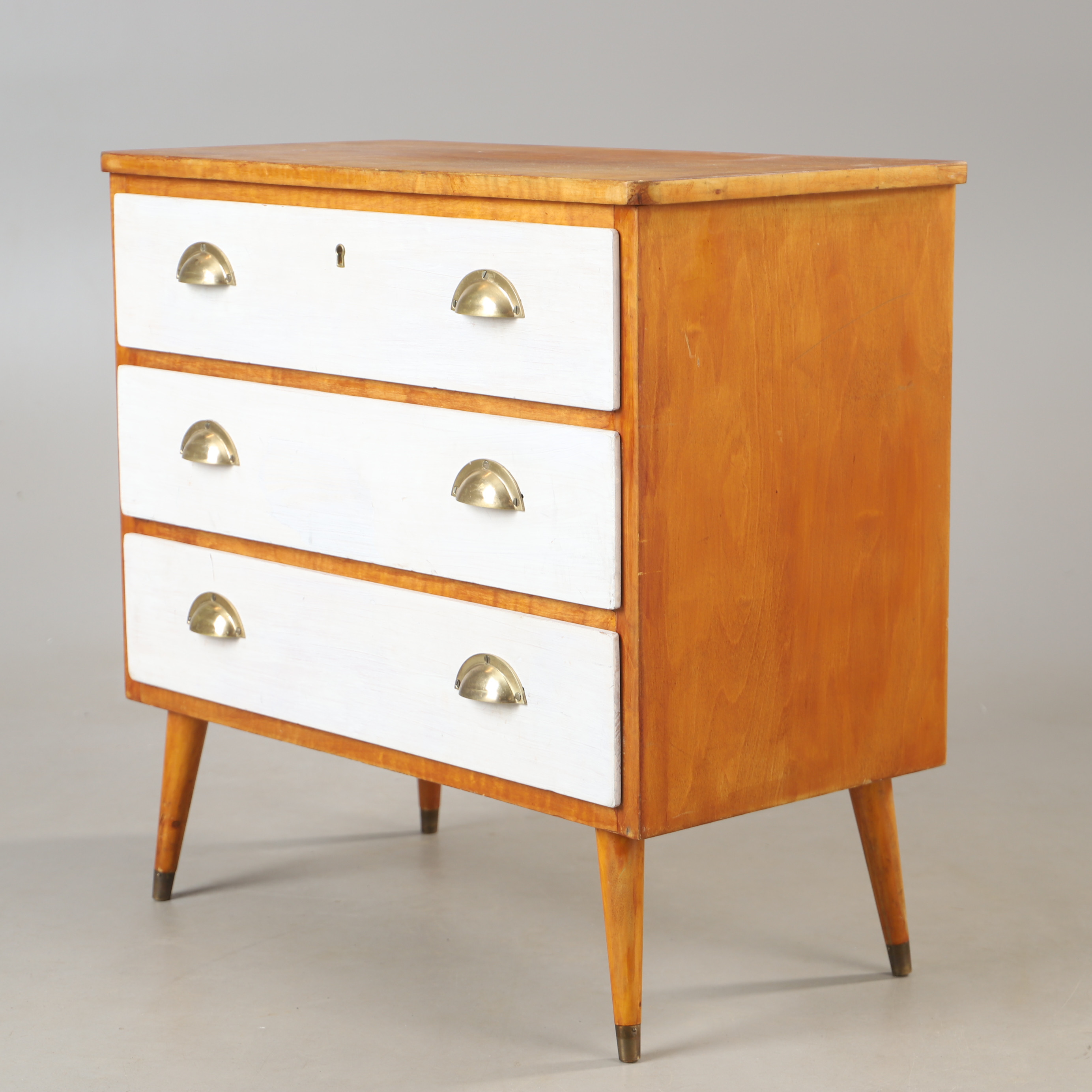 BYRÅ, 3-lådig, bok, 1900-talets mitt.