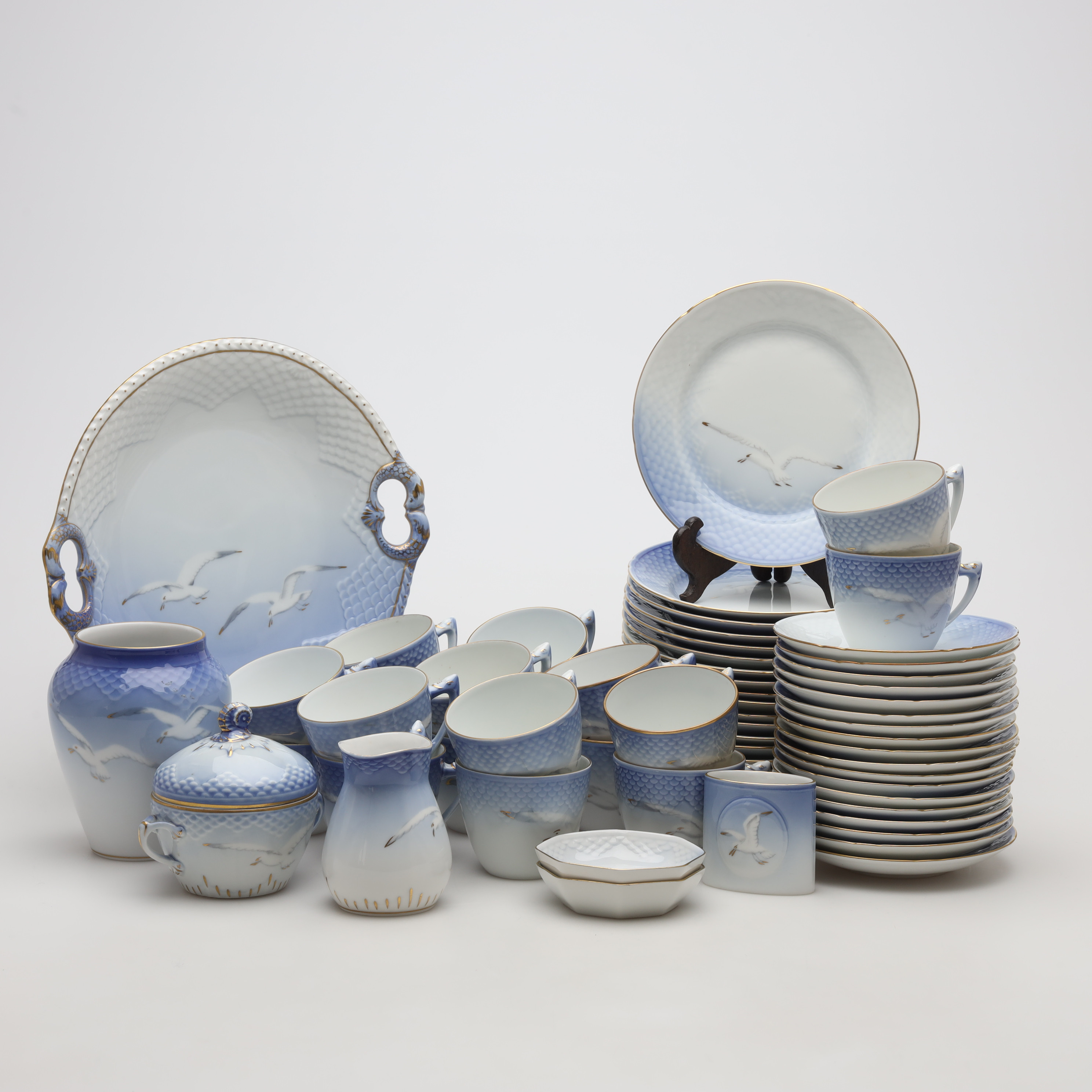 KAFFESERVIS, 61 delar, "Blå måsen", Bing & Gröndahl.