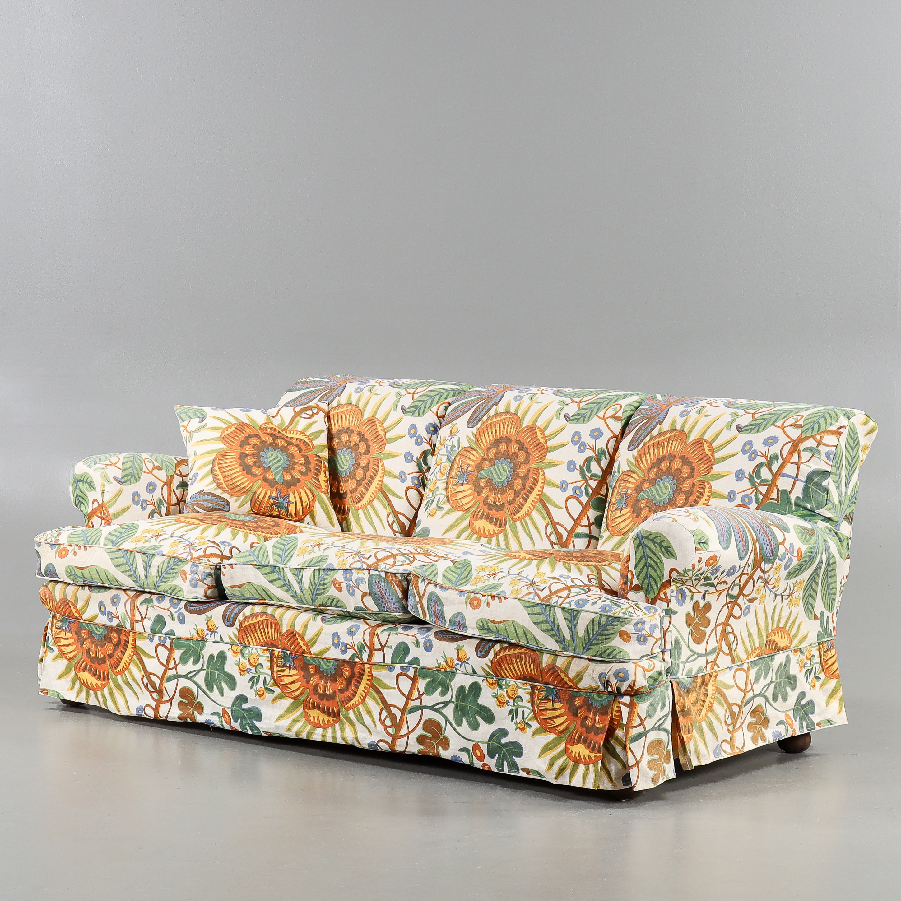 JOSEF FRANK. Soffa "703" Firma Svenskt Tenn, 1900-talets mitt.