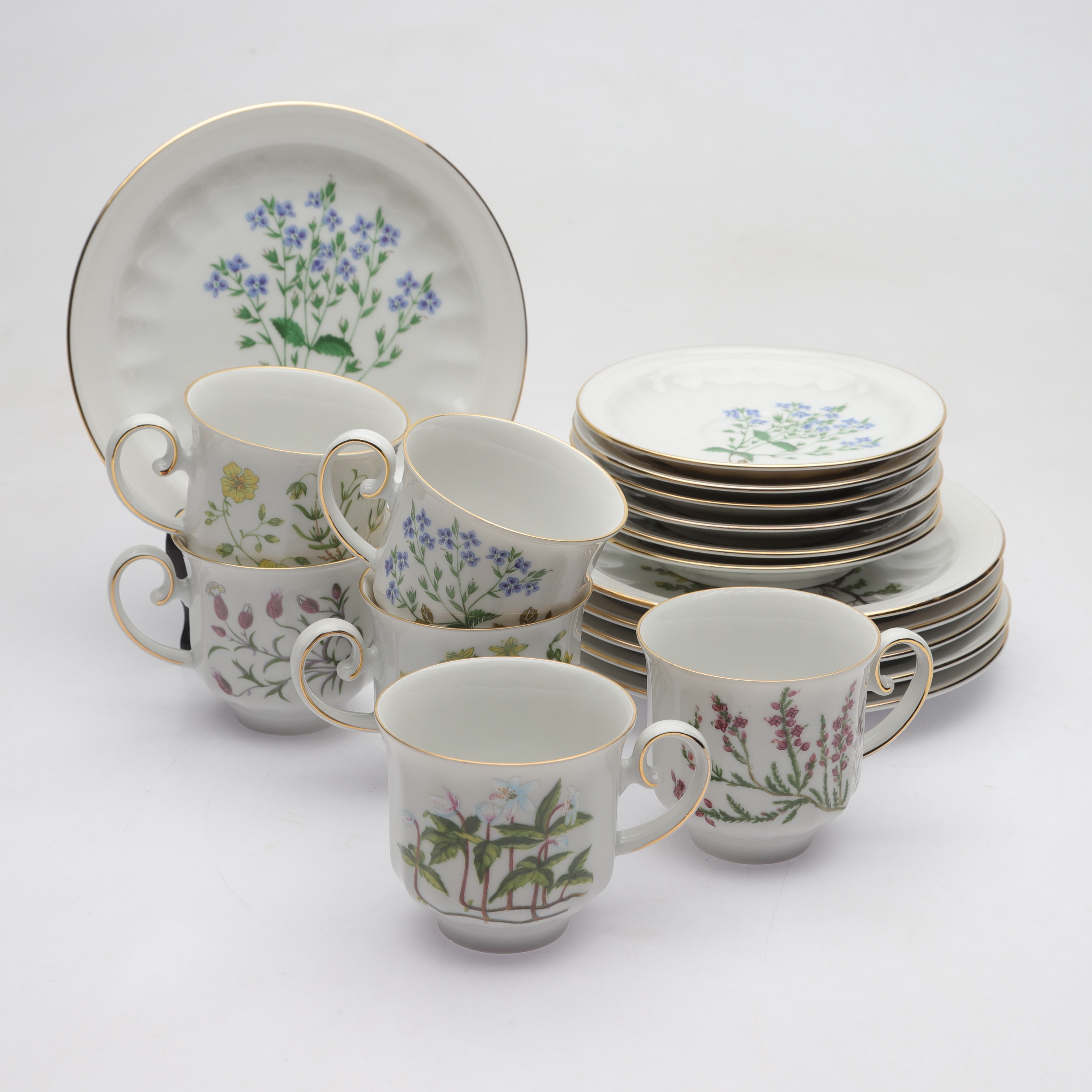 SERVISDELAR, 18 st, "Carl von Linné", Fyrklövern 1980-tal.