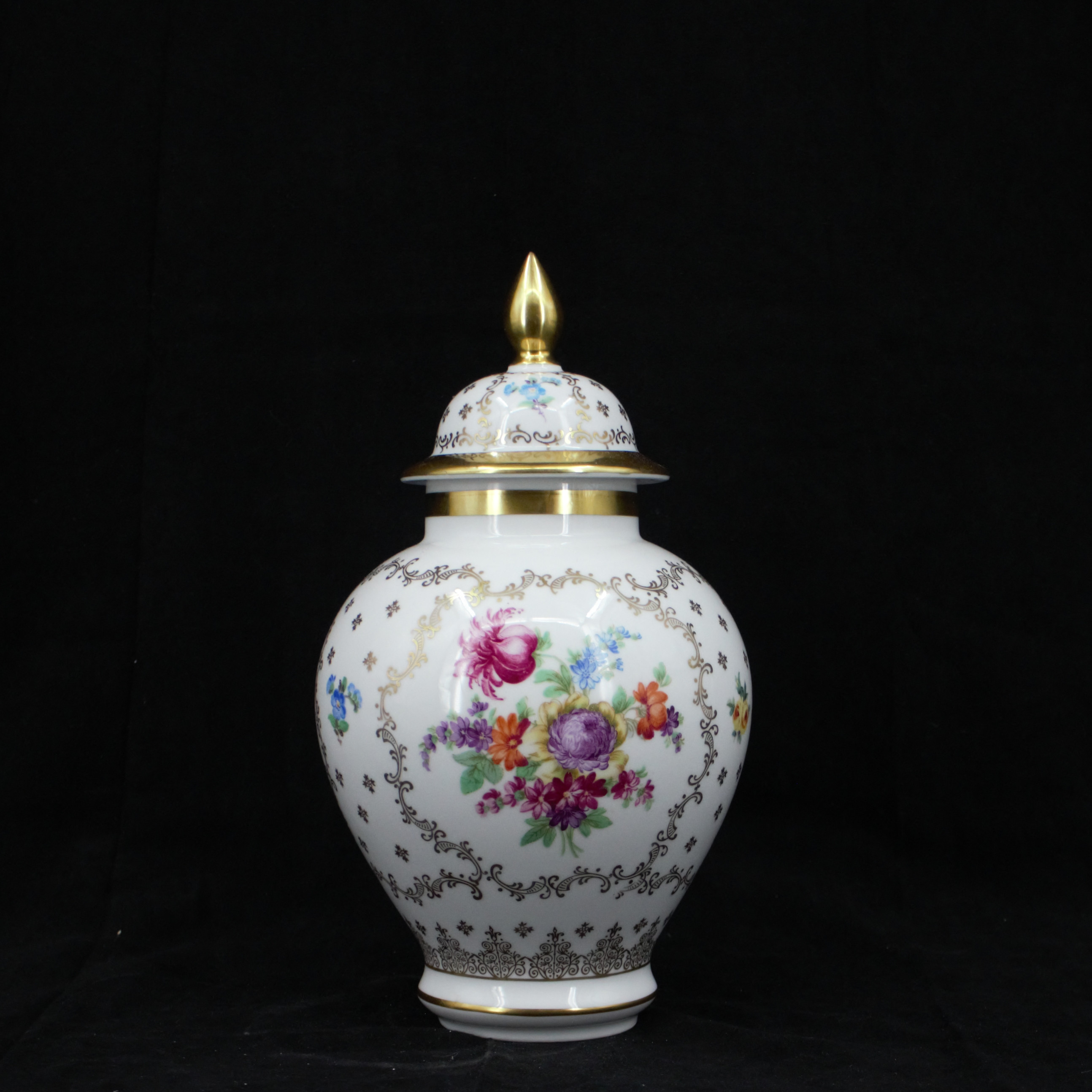 LOCKURNA, porslin, Schumann Arzberg, Bavaria, Tyskland.