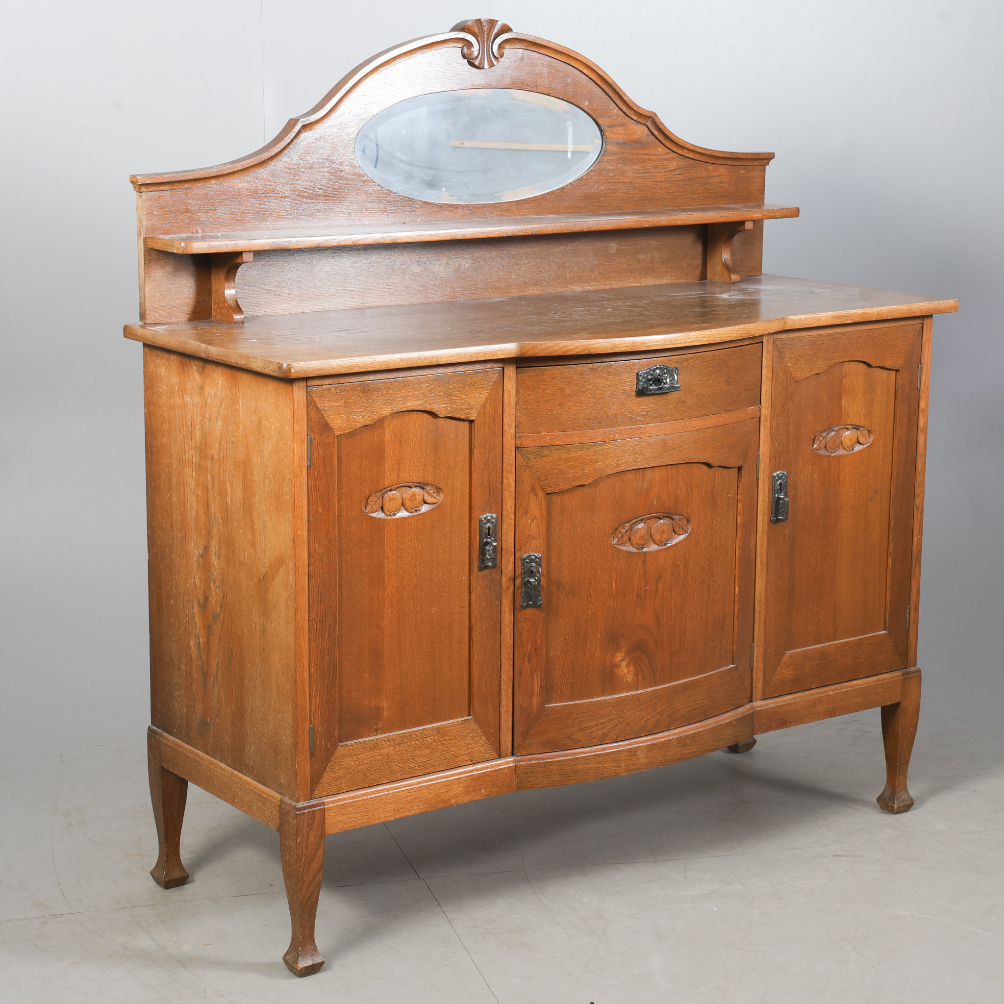 SPEGELSKÄNK, "äpplet", Jugend, 1900-talets första hälft.