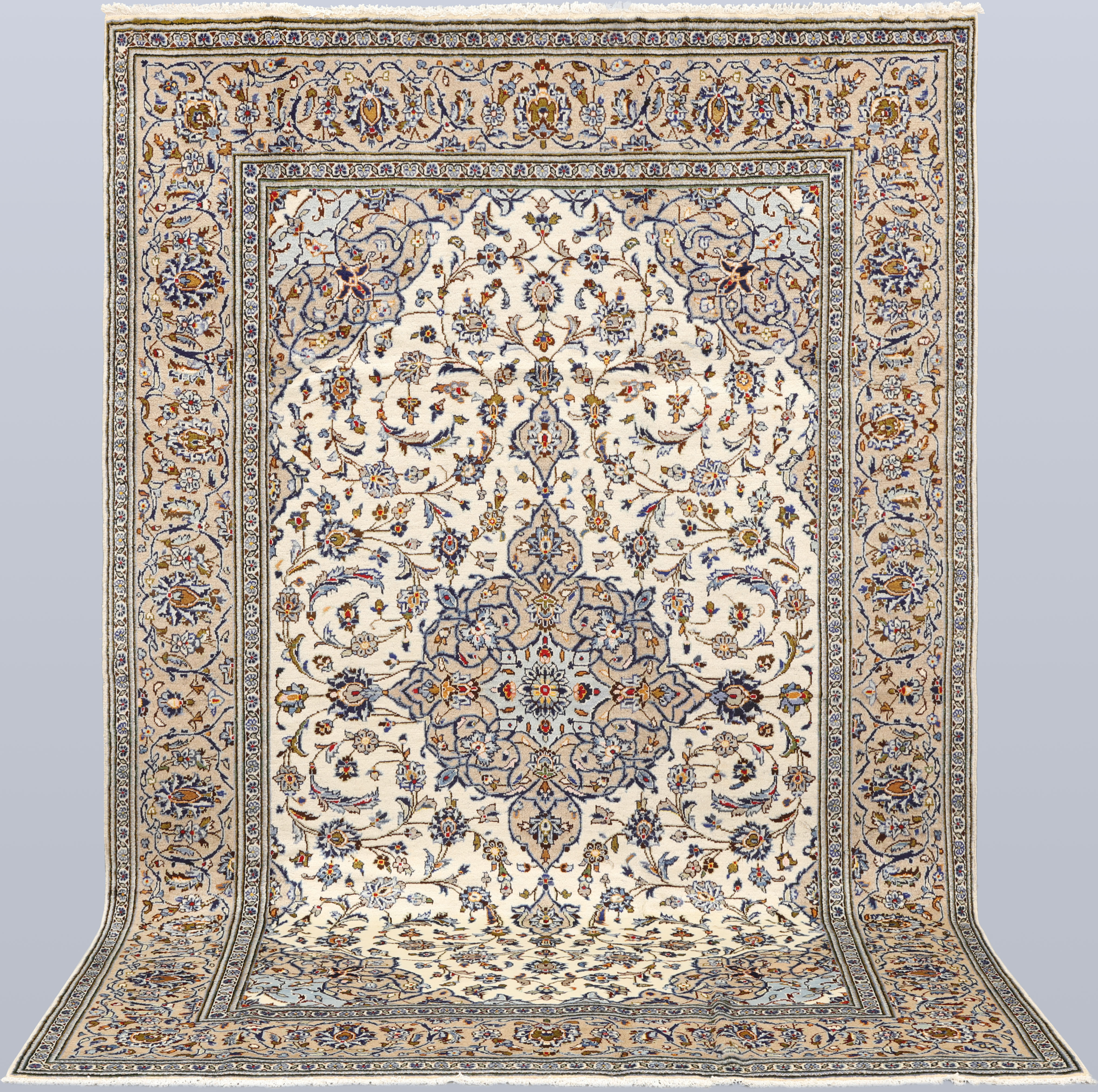 MATTA. Ljus Keshan, 300 x 197 cm.