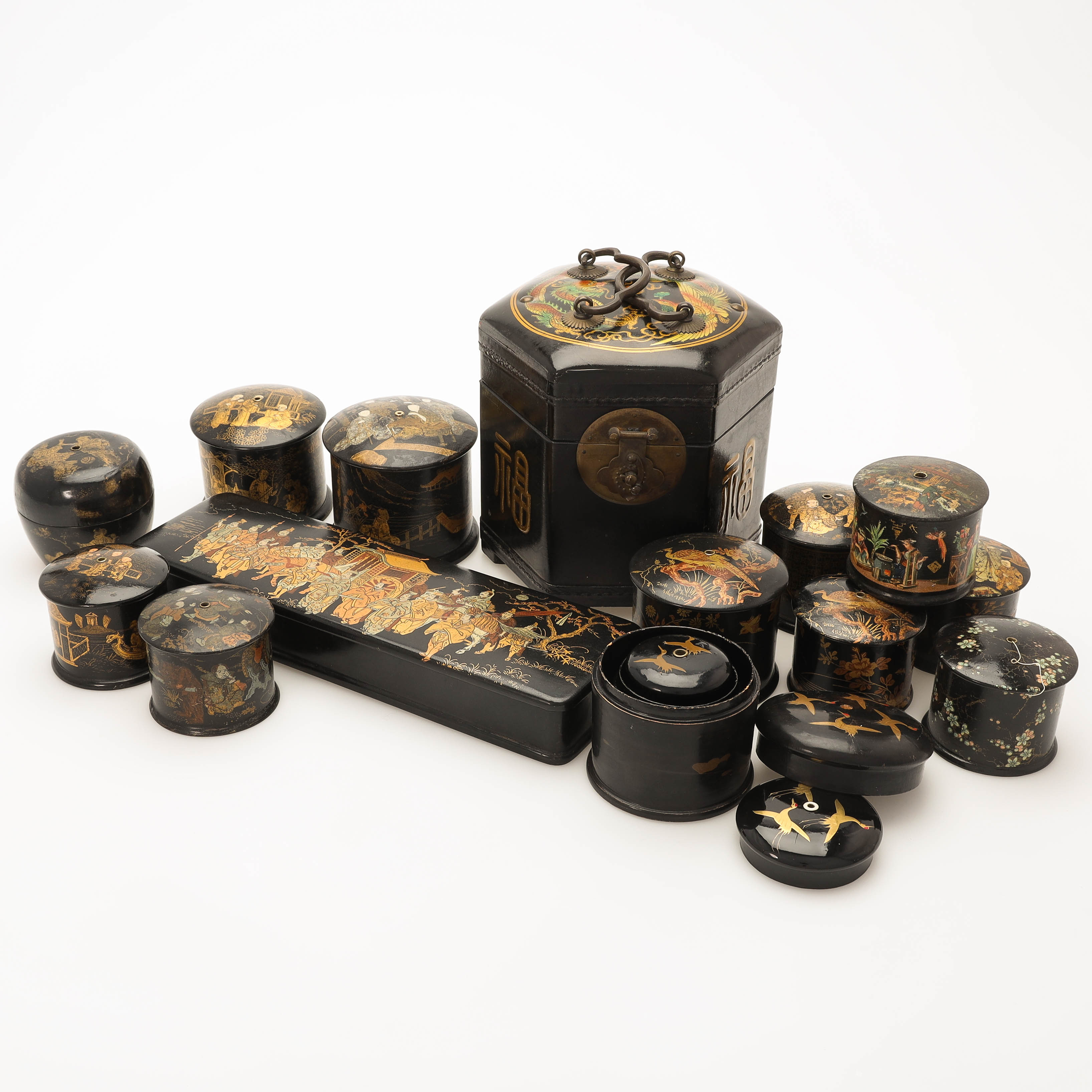 SKRIN samt ETUIER, för tråd, 16 delar, trä/papier maché, orientaliska, Kina/Japan, 1800/1900-tal.