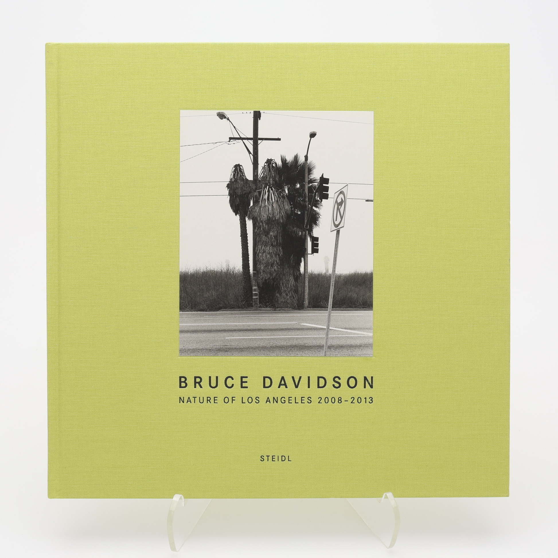 FOTO. DEN AMERIKANSKE FOTOGRAFEN BRUCE DAVIDSONS "NATURE OF LOS ANGELES 2008-2013" I FÖRSTA UPPLAGAN, 2015.