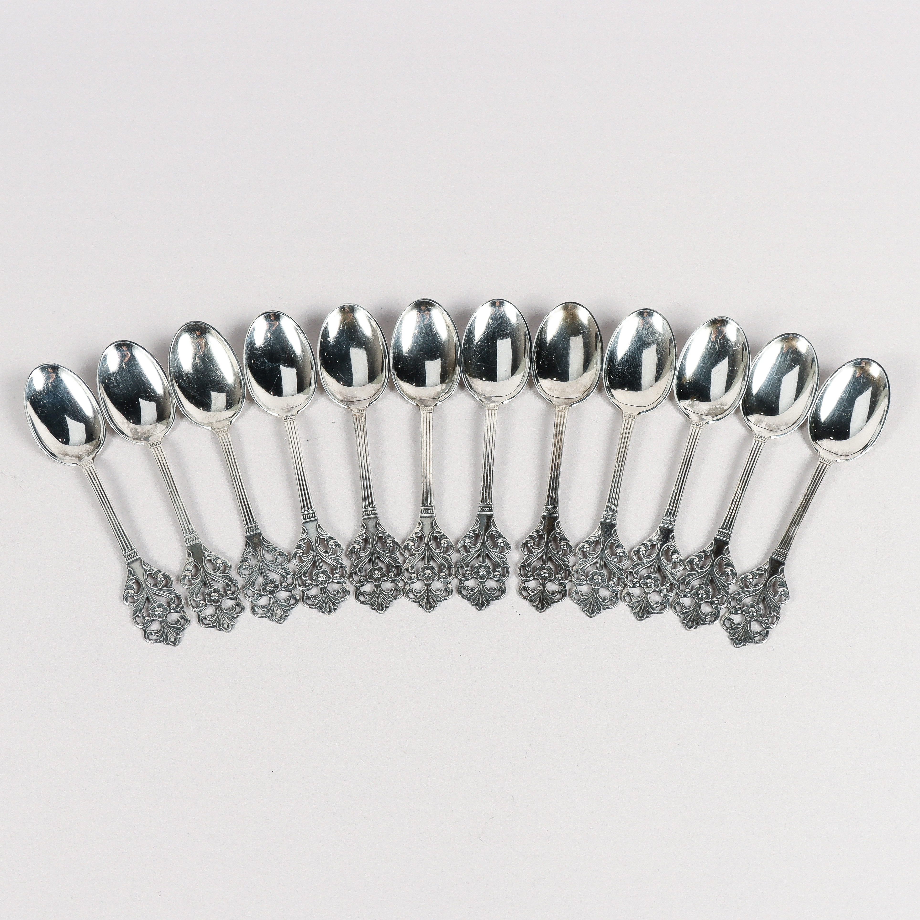 KAFFESKEDAR 12 stycken silver, "Viking Rose", Norge.