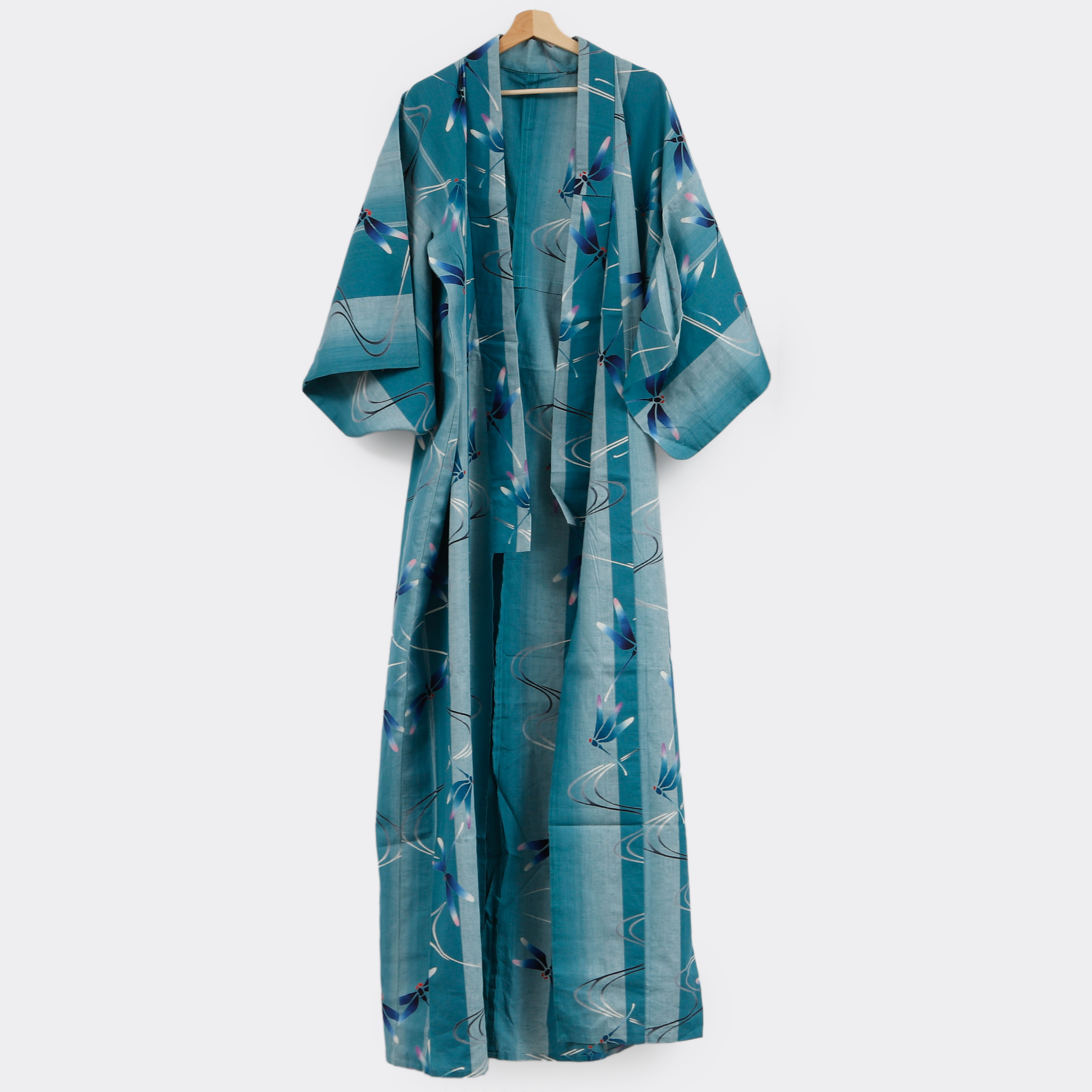 YUKATA, 3 stycken, varav en för barn. Japan.