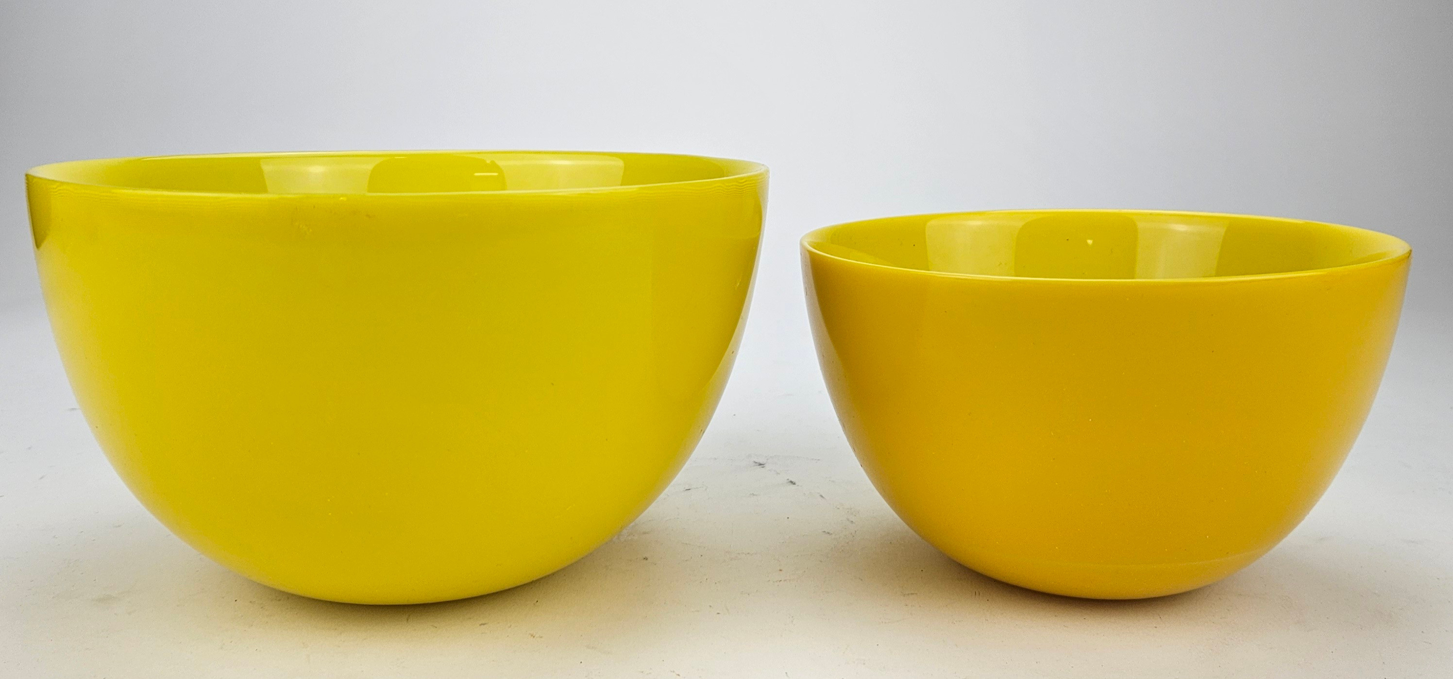 SVEN PALMQVIST. Skålar, 2 st, glas, "Colora", Orrefors.