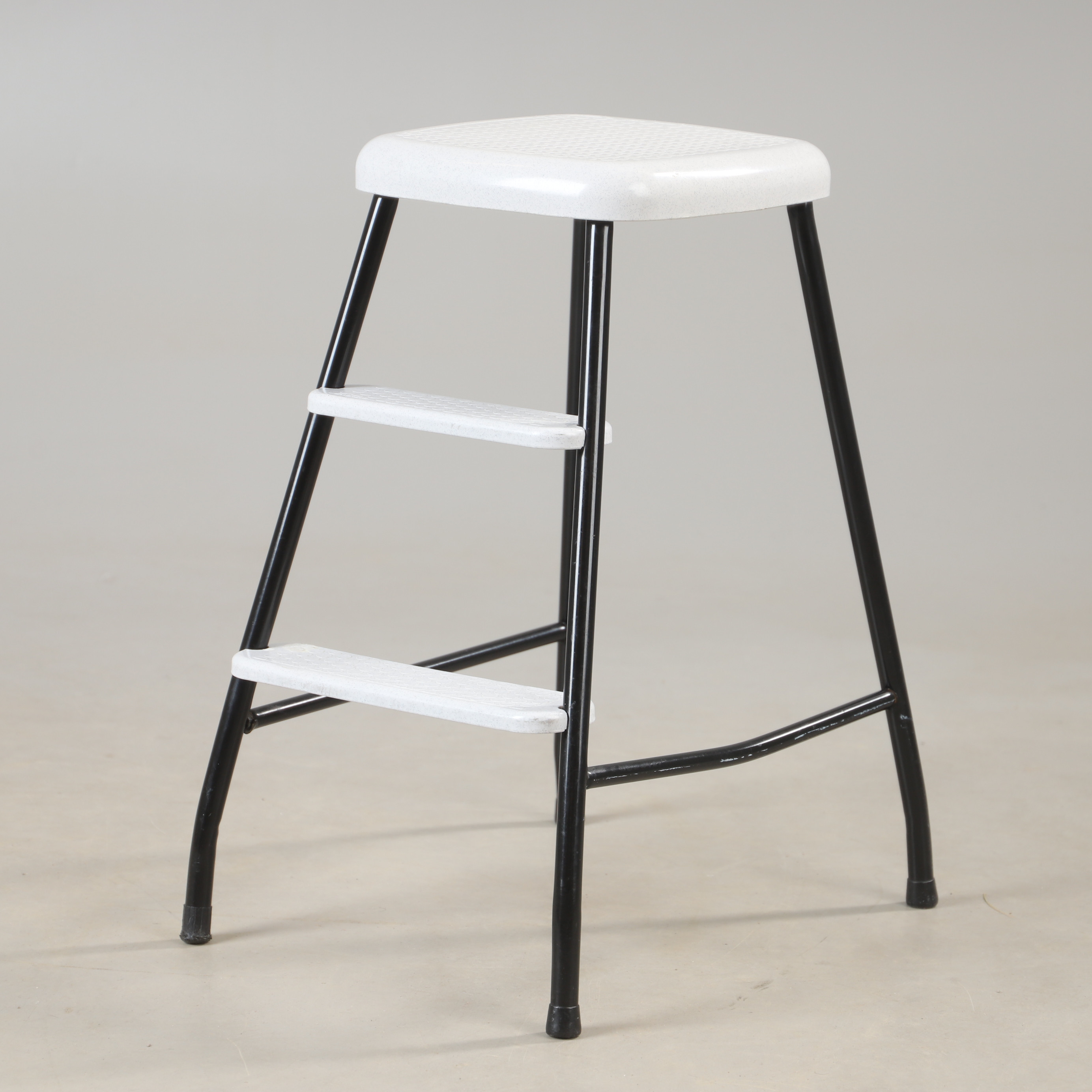 STEGPALL, plast och metall, 1900-talets andra hälft.