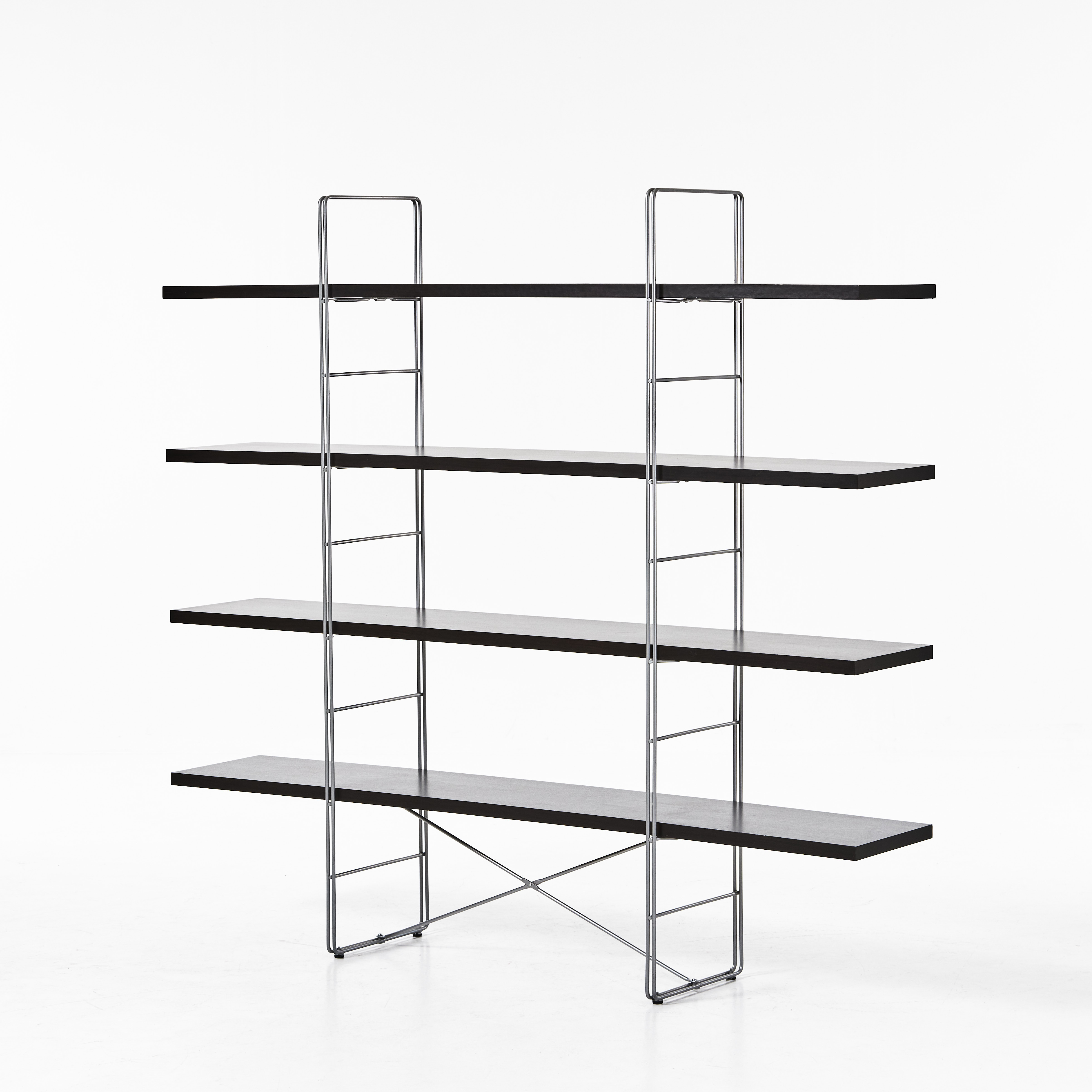 NIELS GAMMELGAARD. "Enetri", bokhylla, IKEA, tidigt 2000-tal, stomme i pulverlackerad stål, mörklaminerade hyllplan.