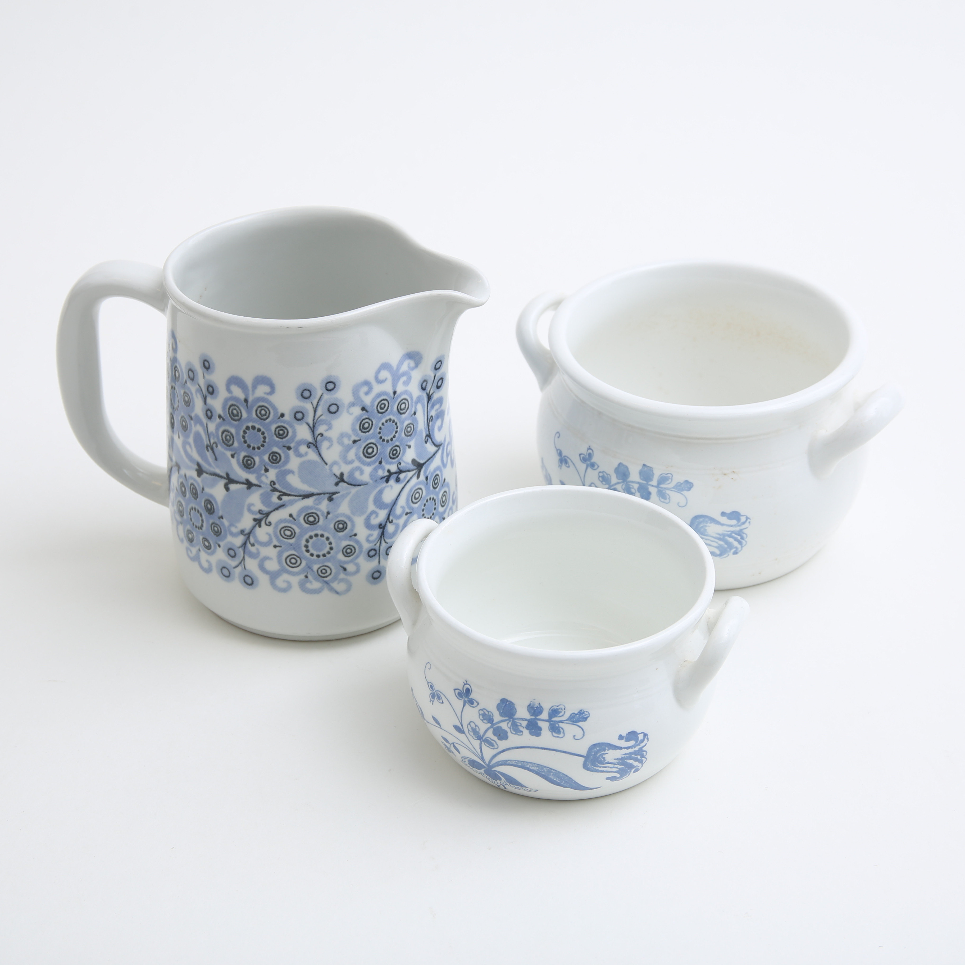 PORSLIN, 3 delar, Arabia samt Gustavsberg, 1900-talet.