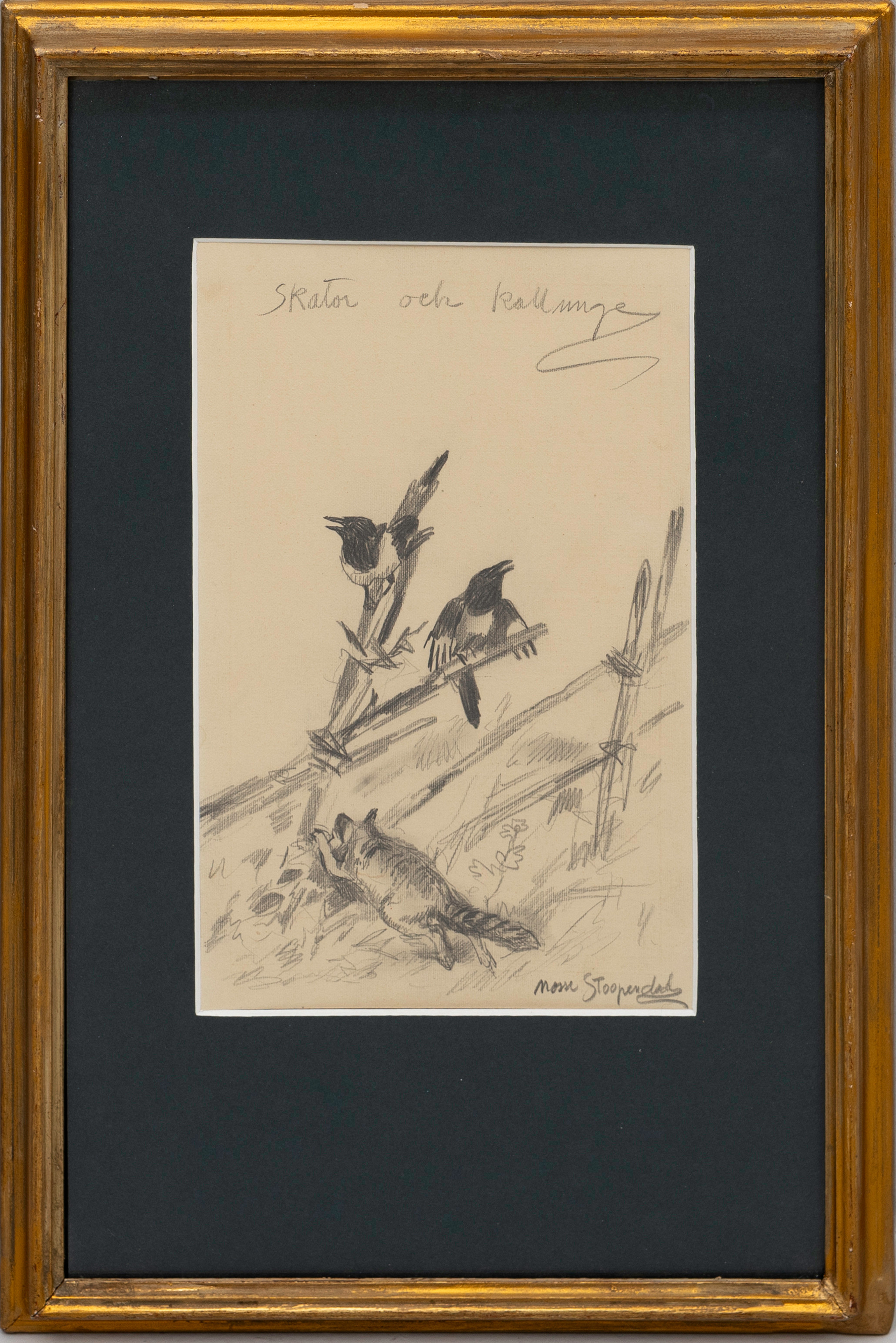 MOSSE STOOPENDAAL. "Skator och Kattunge", krita, signerad.