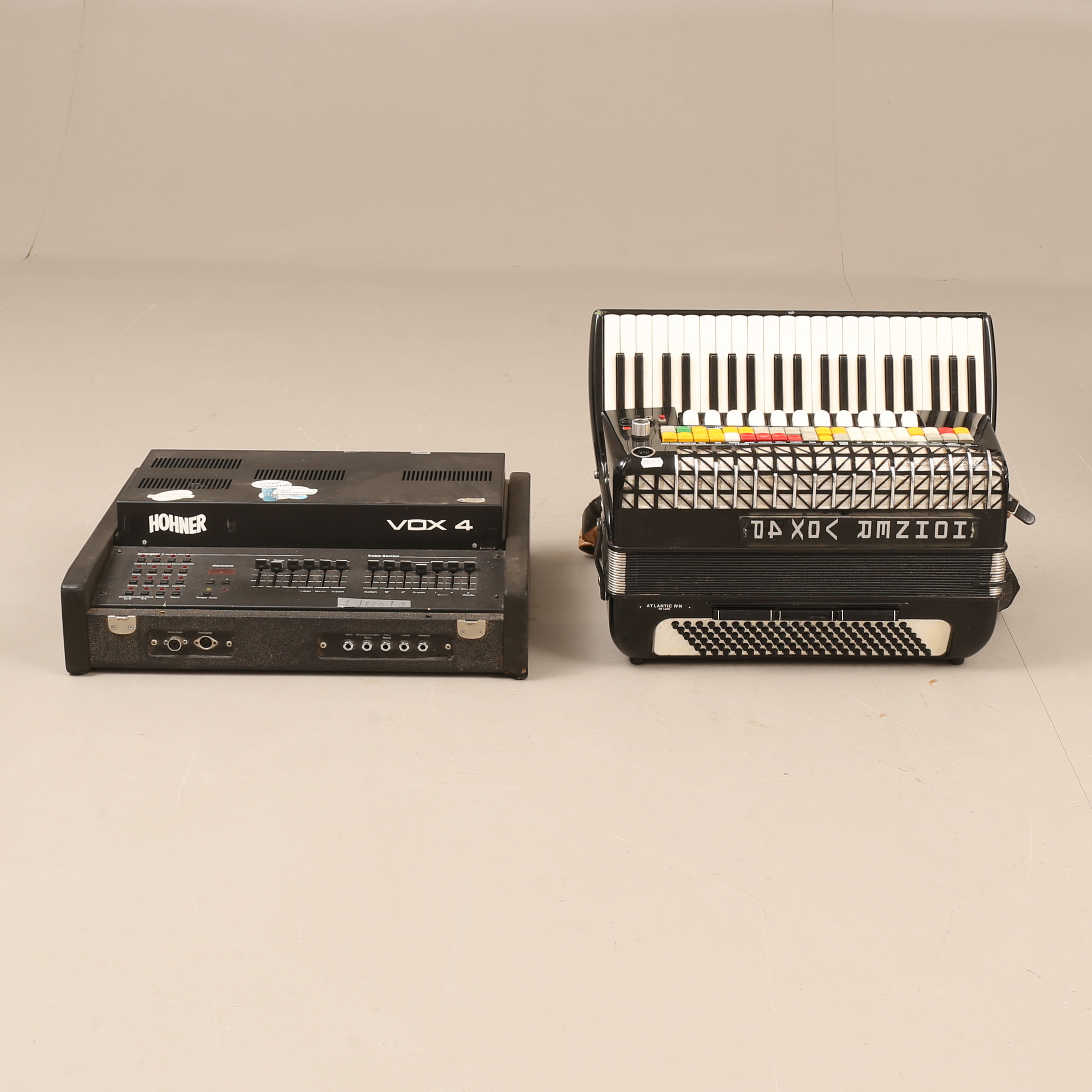 DRAGSPEL, Hohner Vox 4P. DRAGSPELSLJUDMASKIN, Hohner Vox 4.