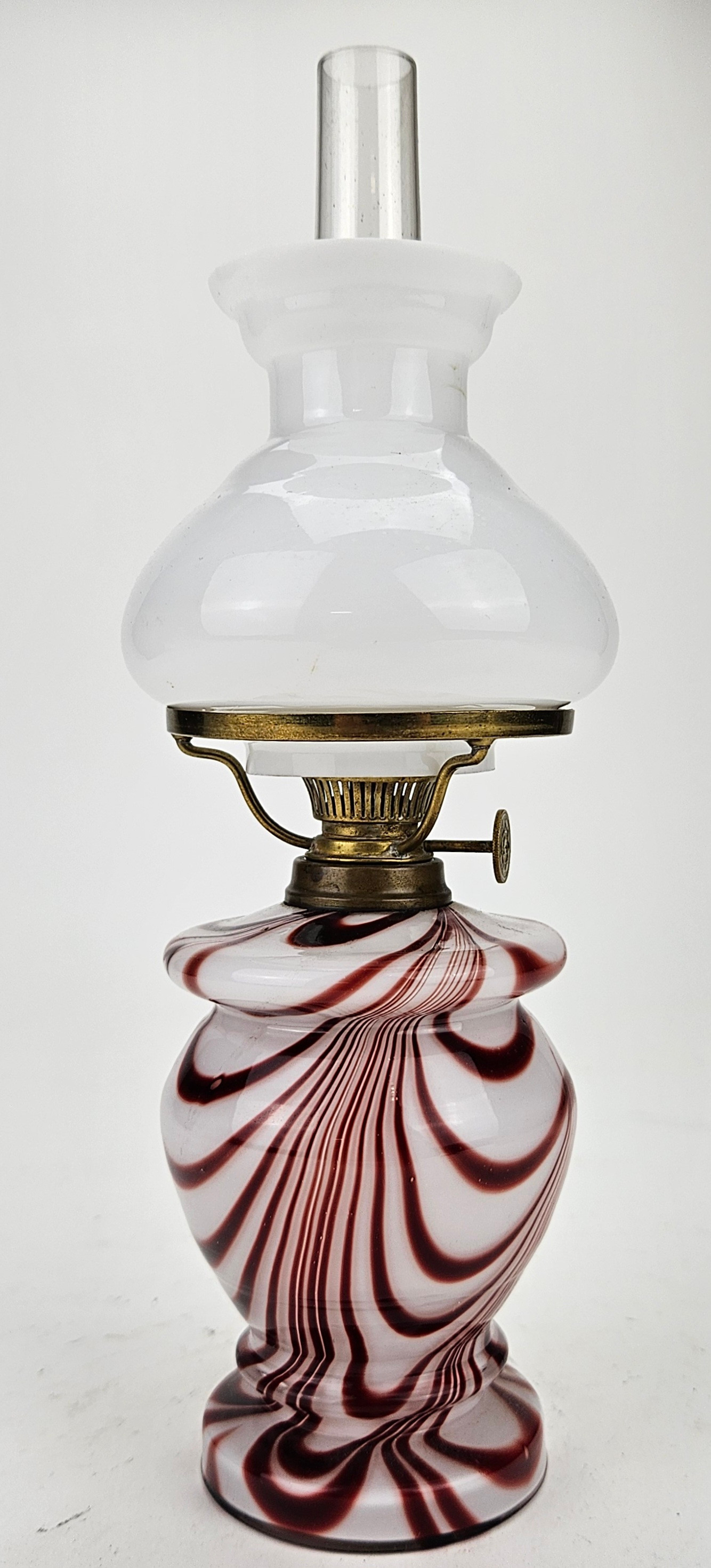 BORDSFOTOGENLAMPA, glas, 1900-talets första hälft.