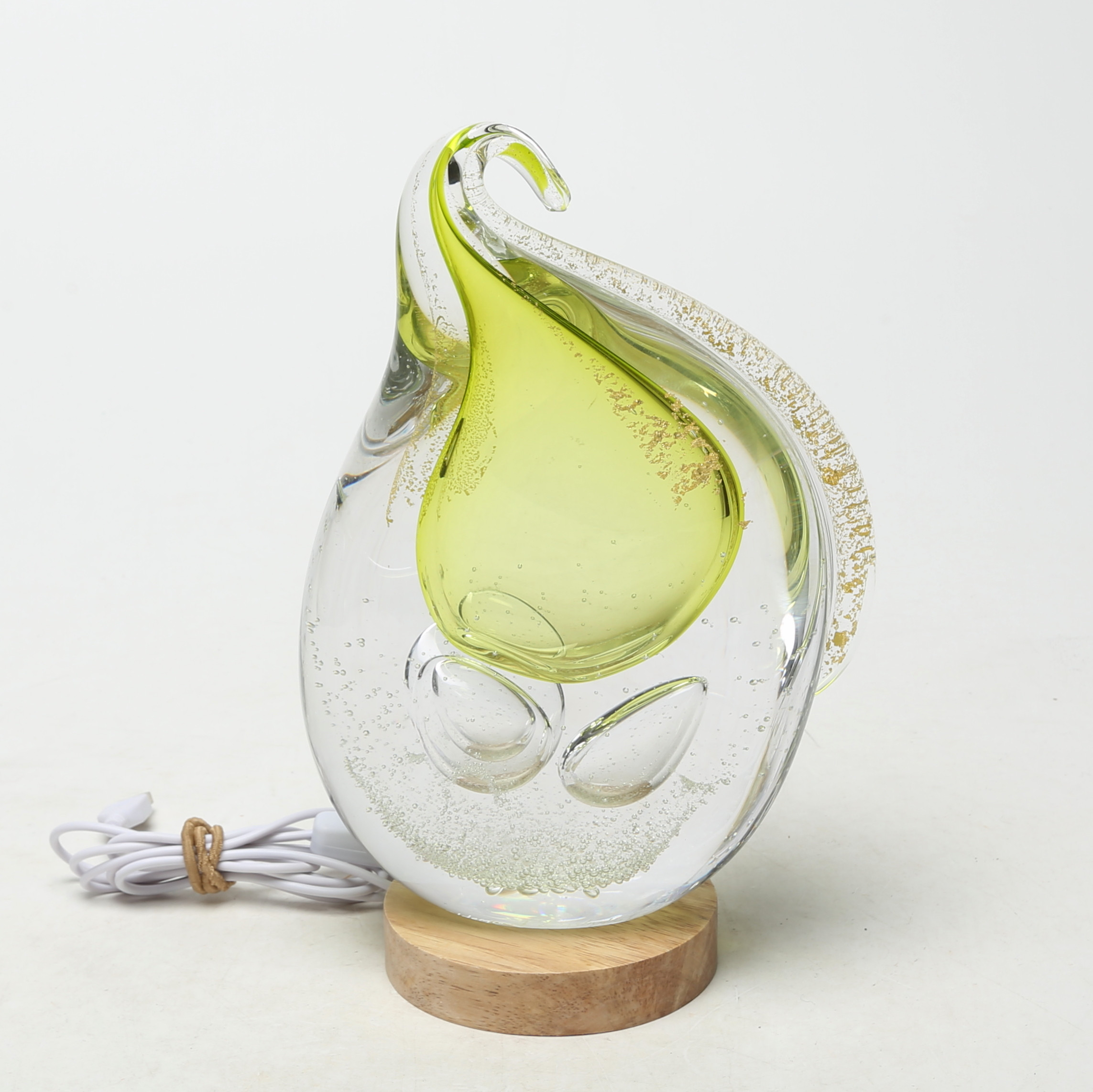 ROBERT OLDERGAARDEN. SKULPTUR, glas, med belysning, uniksignerad.