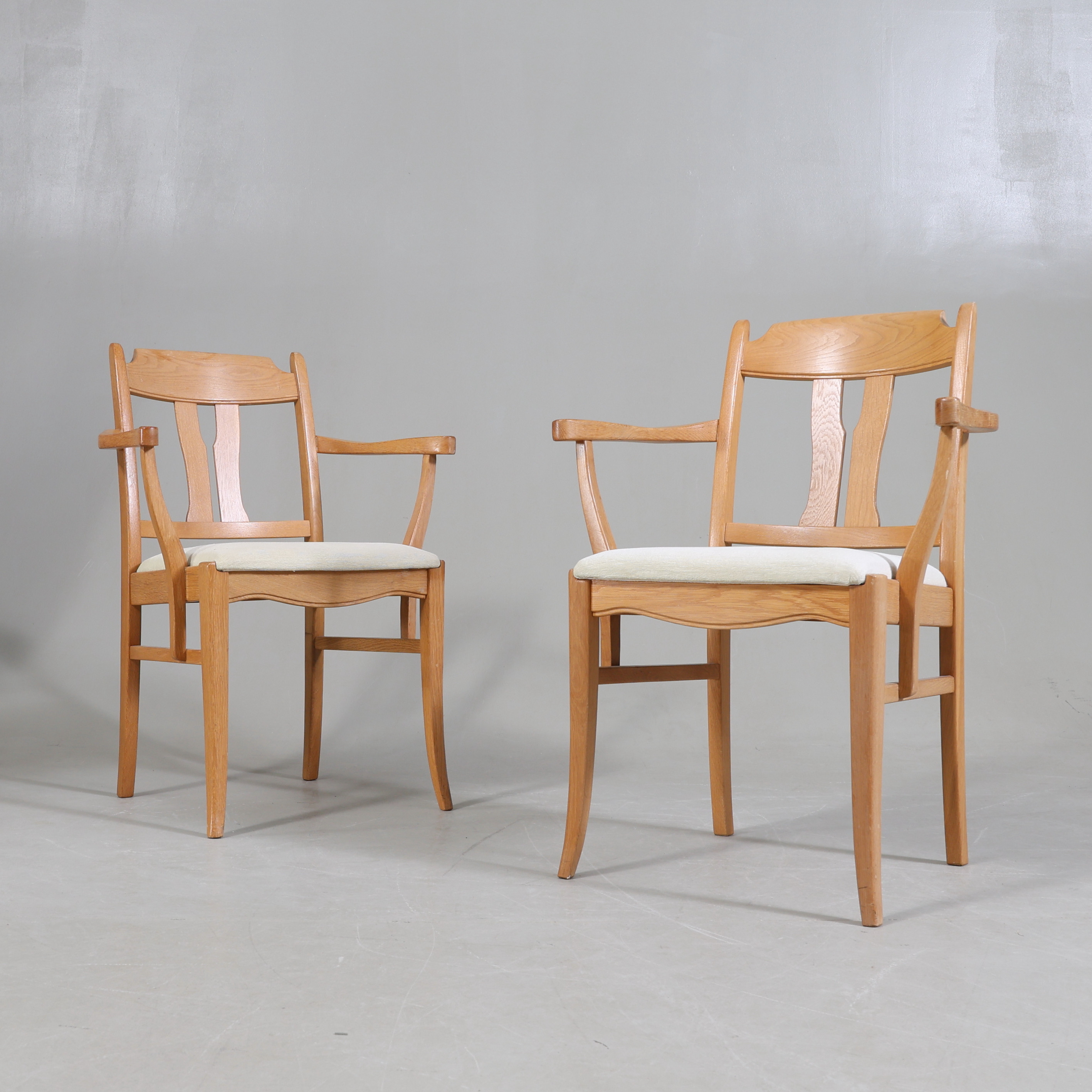 KARMSTOLAR, ett par, ek, 1900-tal.