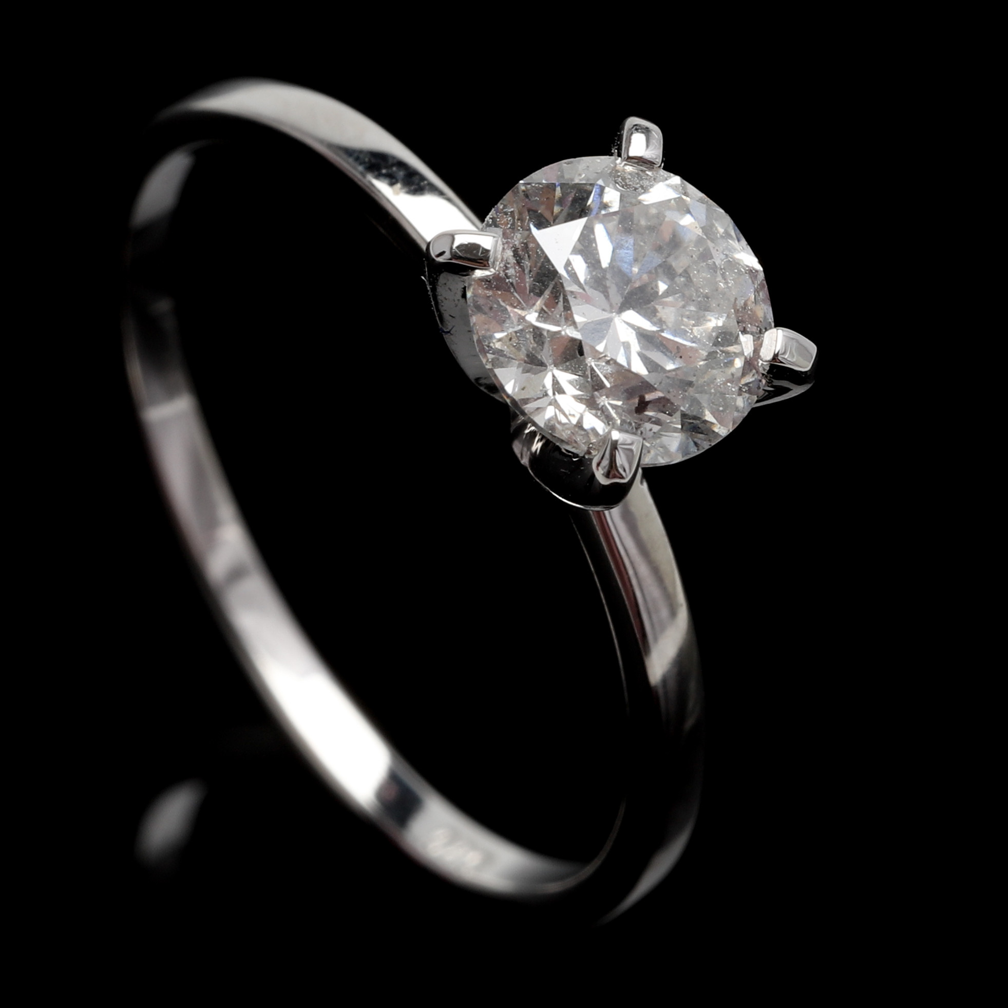 RING, 14k vitguld. Briljant 1.09 ct. Vikt 1,46 gram. Med GWLAB-certifikat.