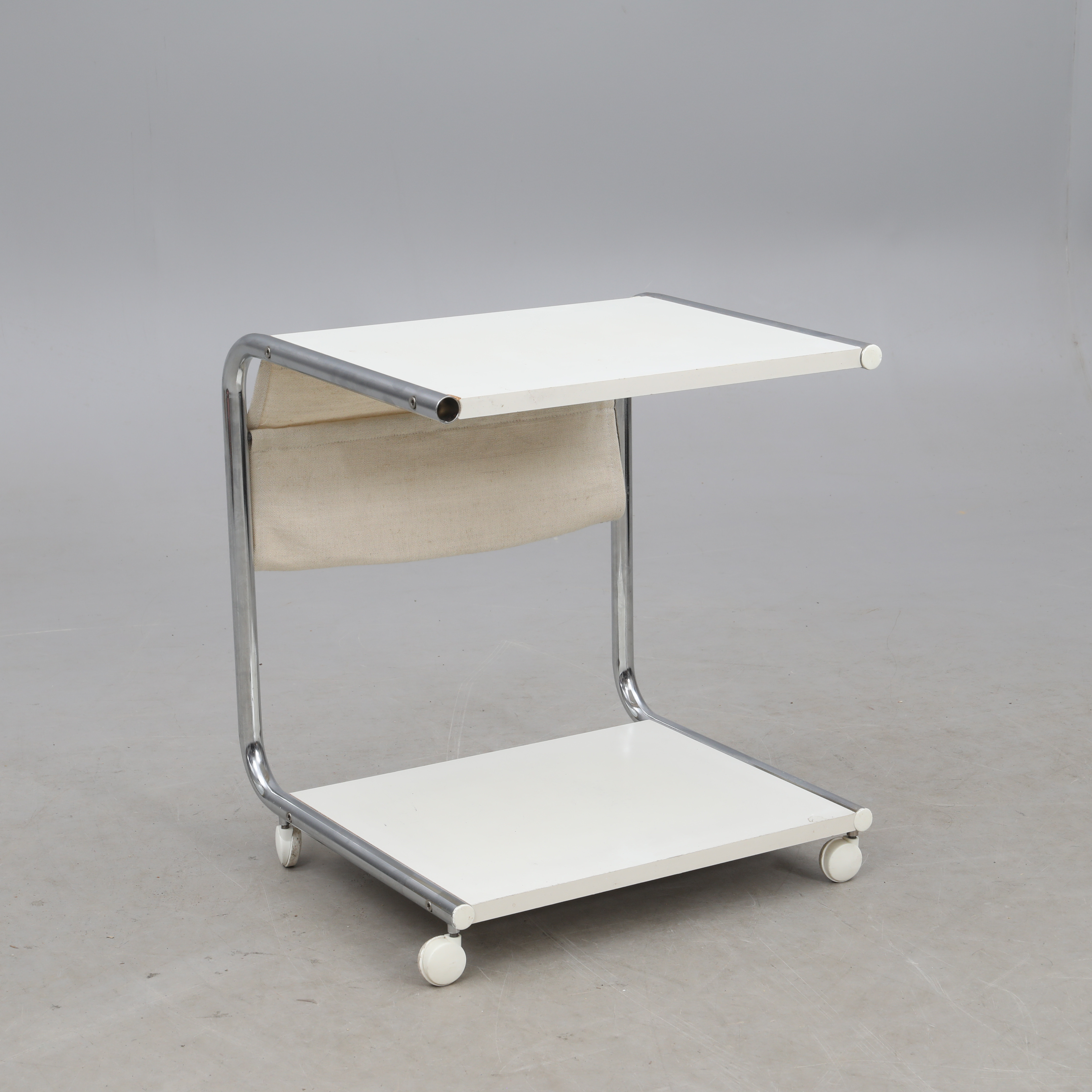 TOMAS JELINEK. RULL/SÄNGBORD, " Strajk ", Ikea, 1900-talets andra hälft.