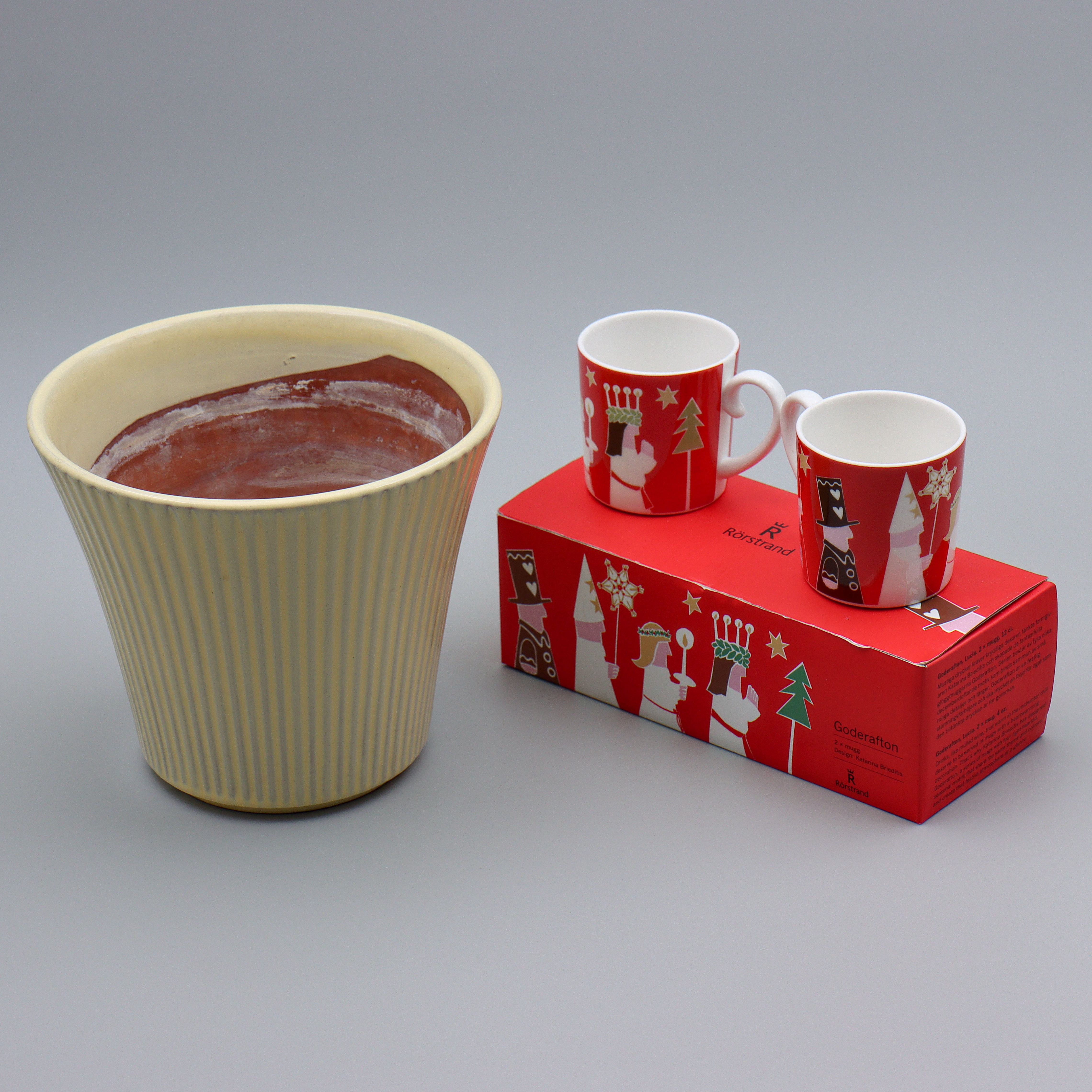 PARET MUGGAR "GODERAFTON" KATARINA BRIEDITIS SAMT GUL KRUKA "FREJA", RÖRSTRAND & UPSALA-EKEBY.