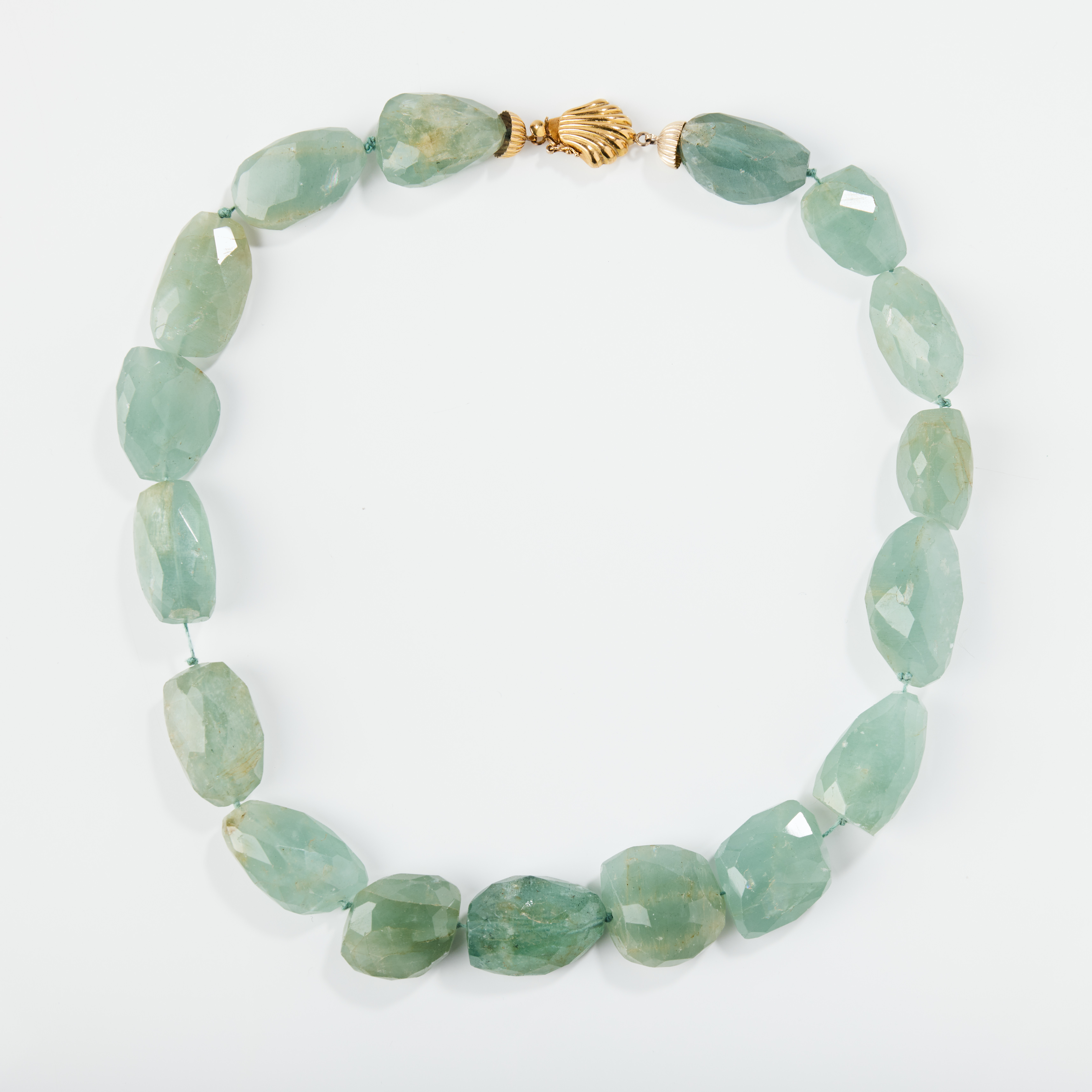 COLLIER, 18K guld med akvamariner, Italien 1980-tal.