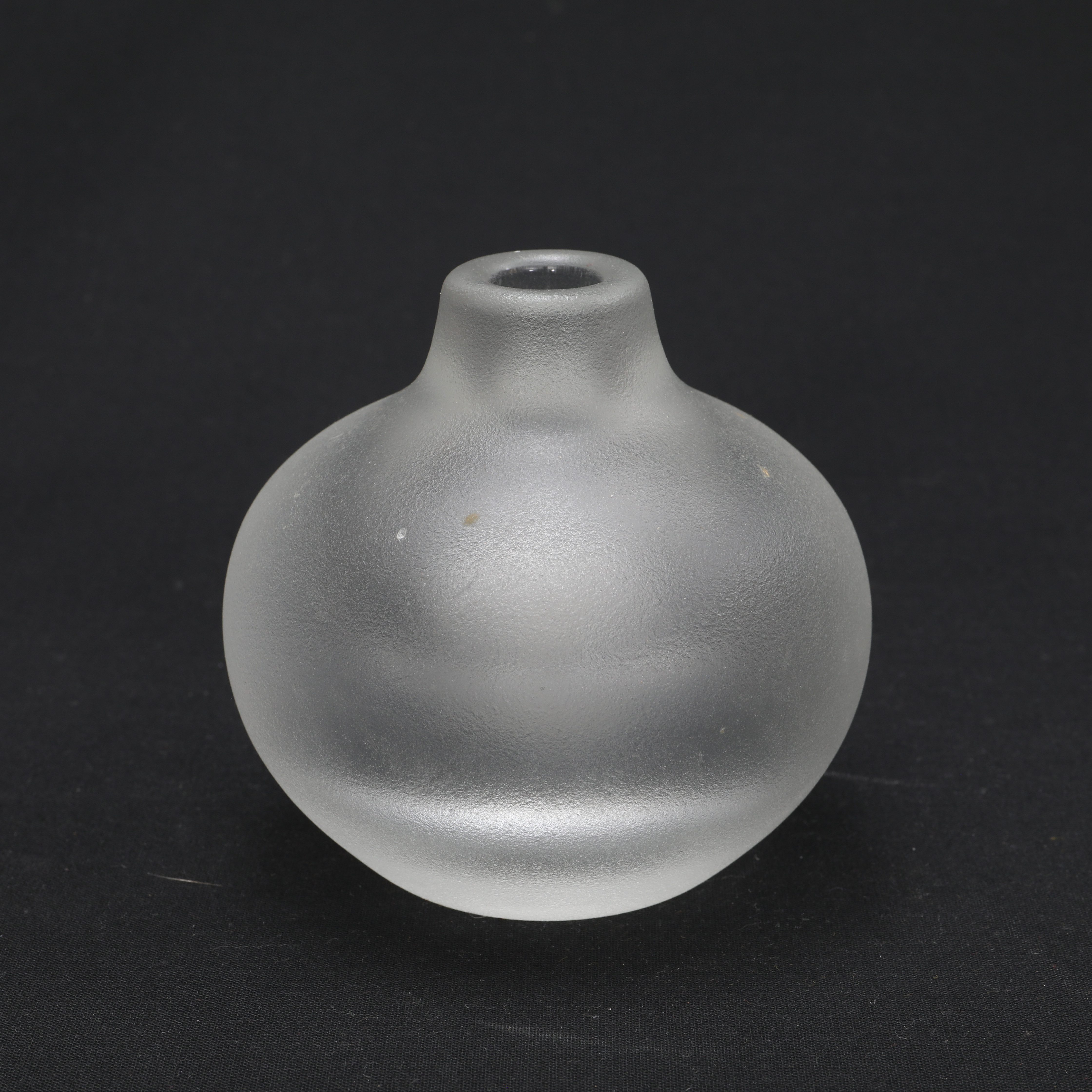 GÖRAN WÄRFF. VAS, glas, signerad, Royal art collection, Kosta Boda.