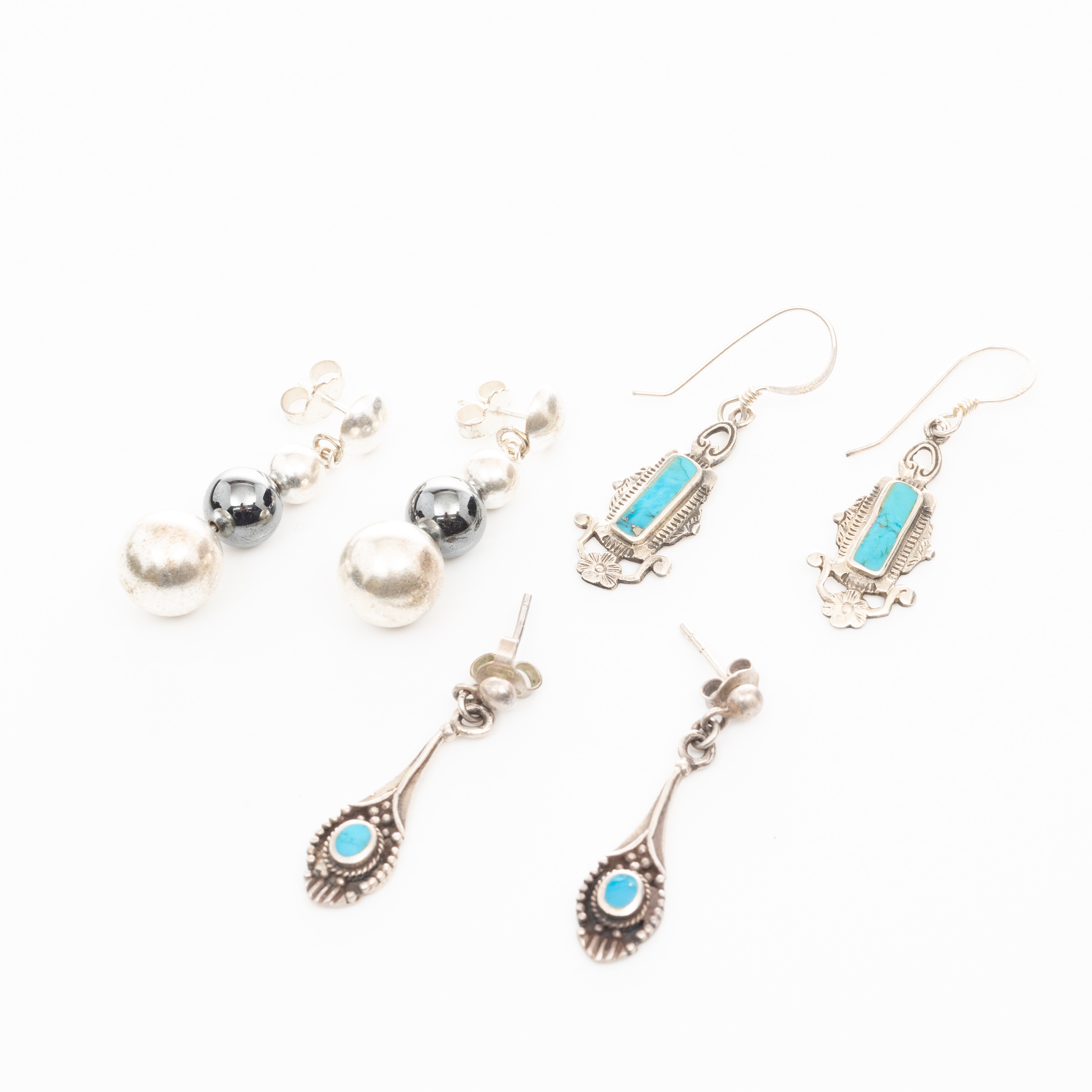 ÖRHÄNGEN, 3 par, Sterlingsilver, Turkoser, Hematiter.