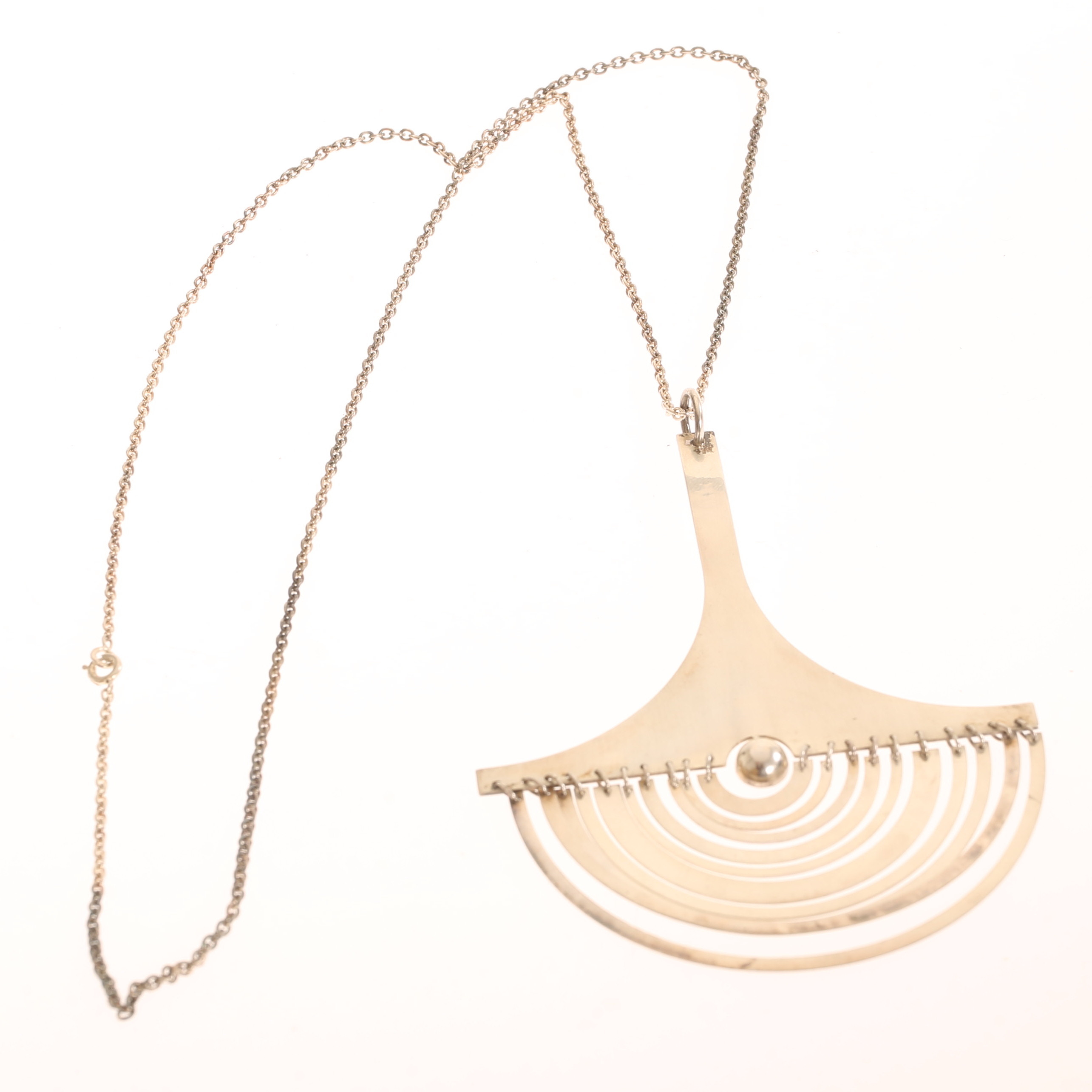 TAPIO WIRKKALA. Halskedja med hänge, sterlingsilver, "Half Moon"/Kuunsirppi", Kultakeskus Oy, Finland.