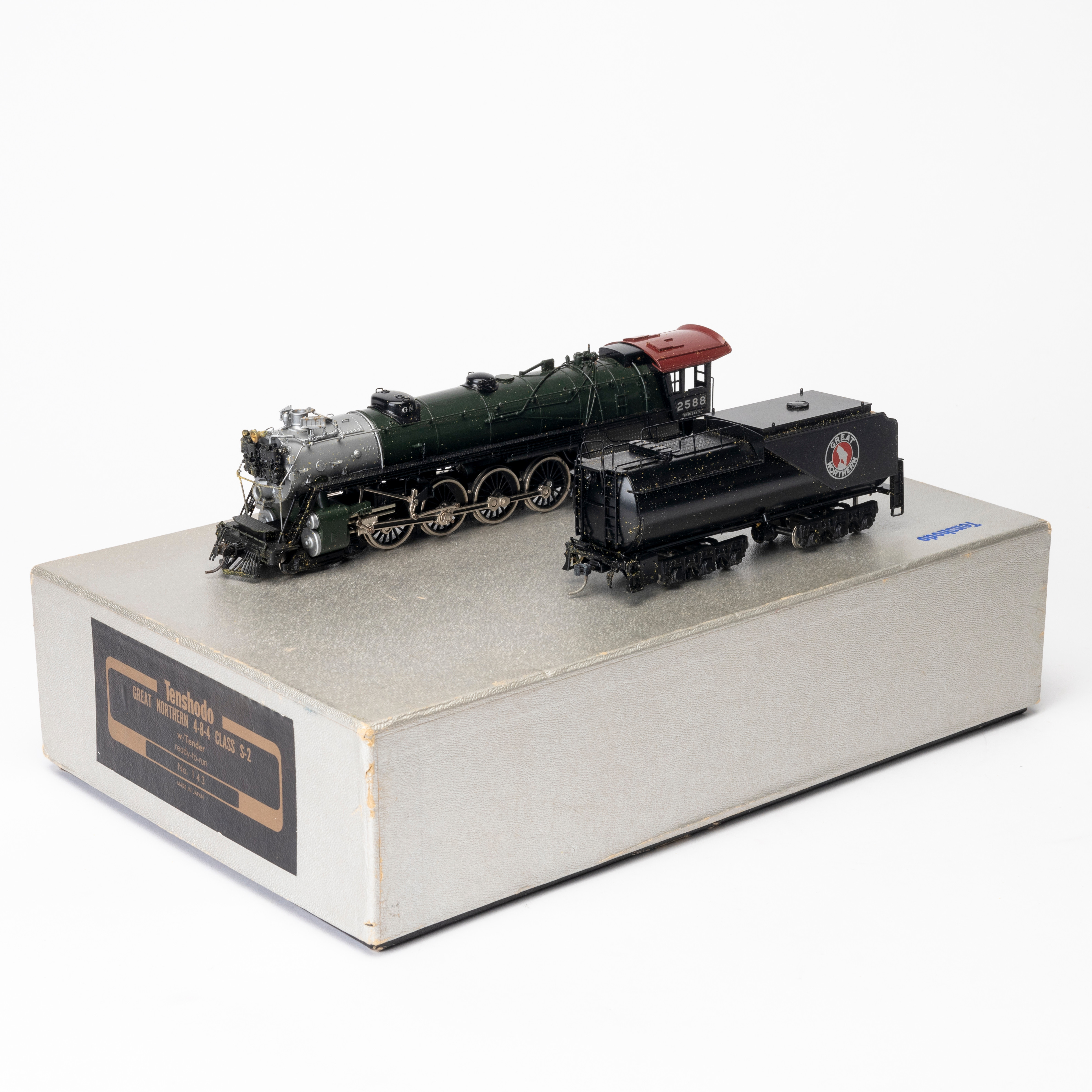 TENSHODO 143 Great Northern 4-8-4 amerikanskt ånglok med tender, mässing, originalkartong, Japan.