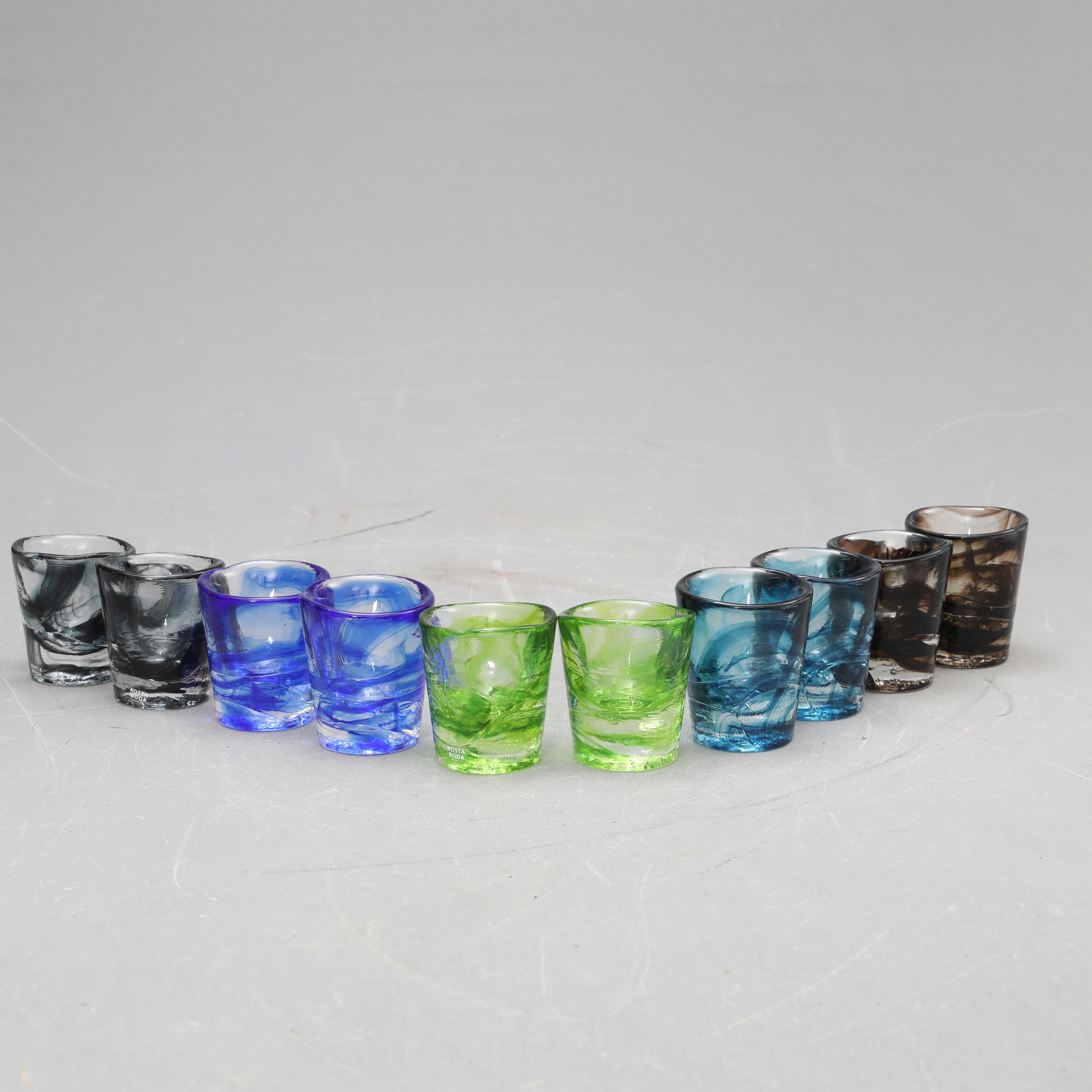 ULRICA HYDMAN-VALLIEN. SNAPSGLAS, 10 stycken, Kosta Boda.