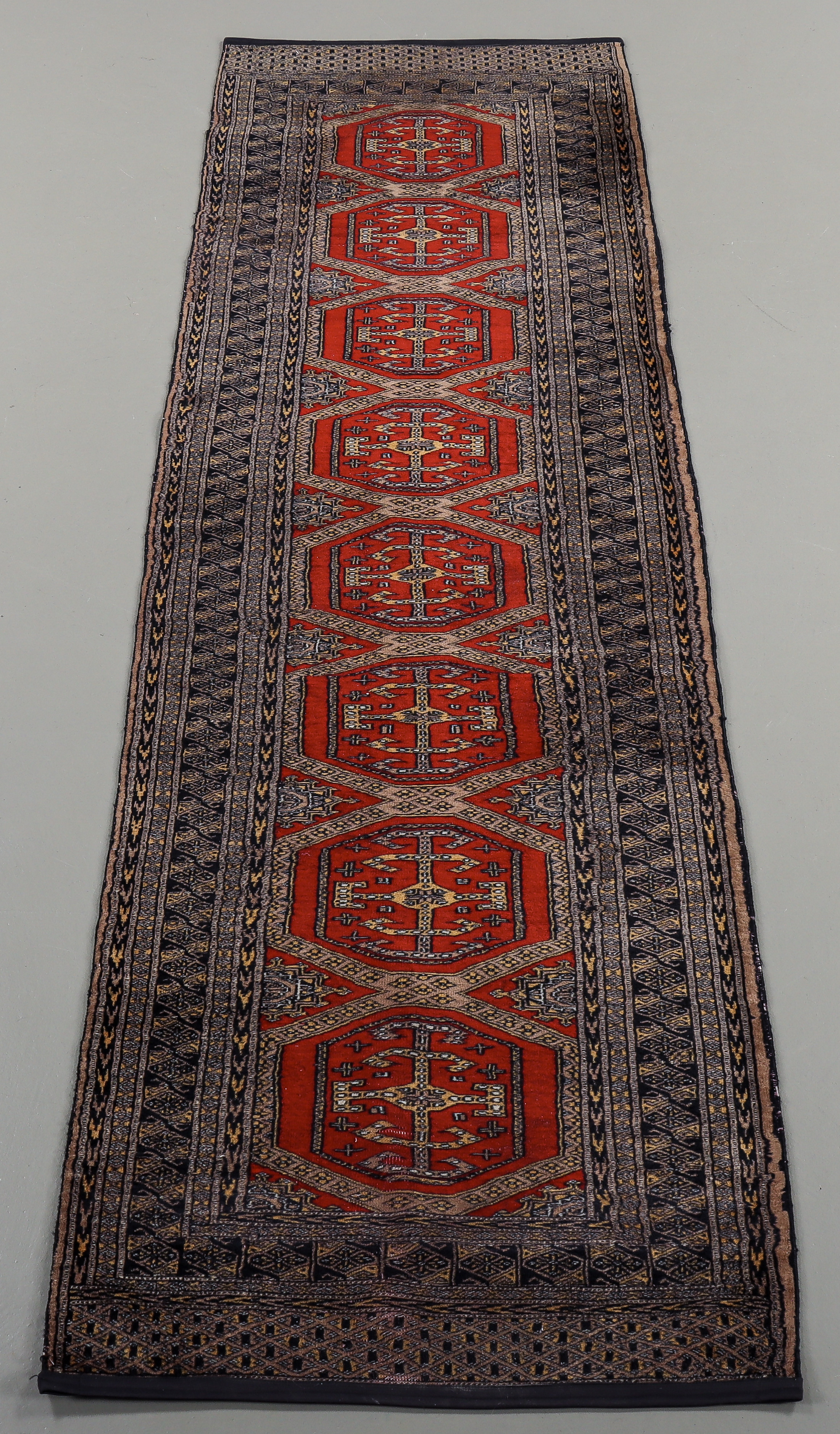 MATTA Orientalisk, 284x80 cm.