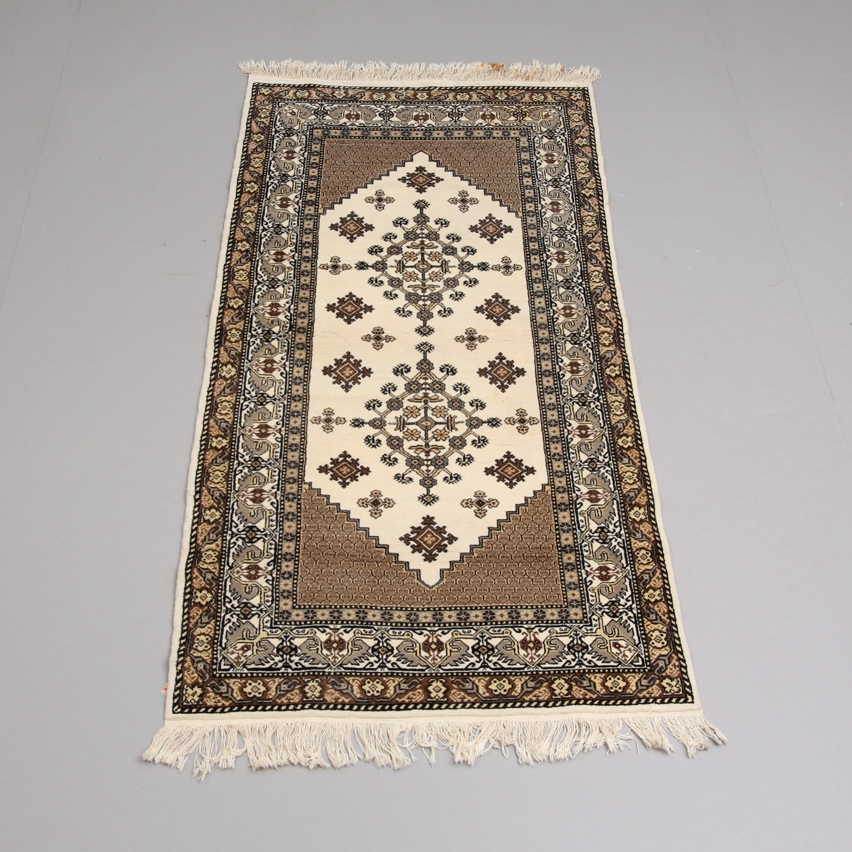 MATTA, handknuten, Tunisien, 204 x 100 cm.