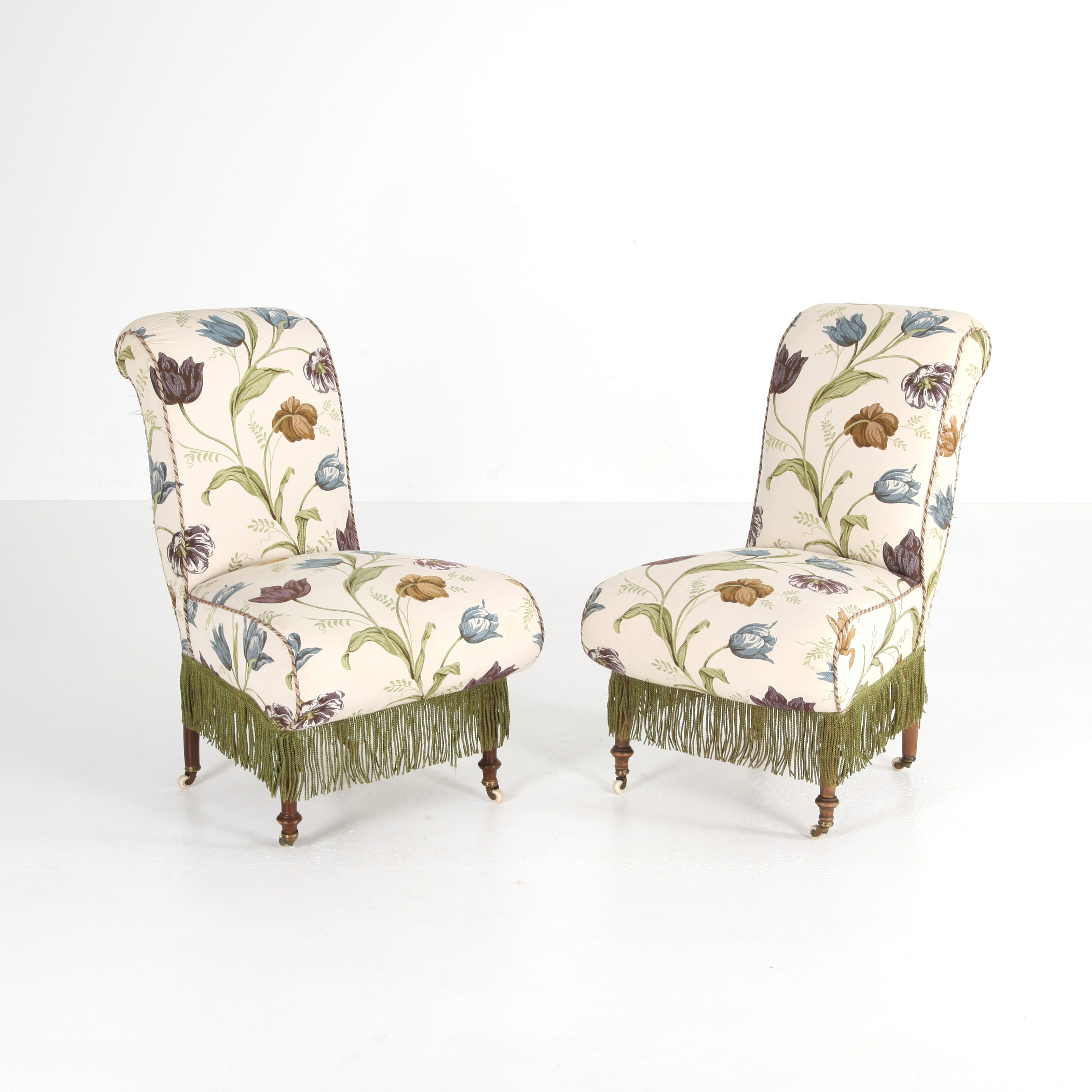 FÅTÖLJER, 1 par, 1800-talets senare del.