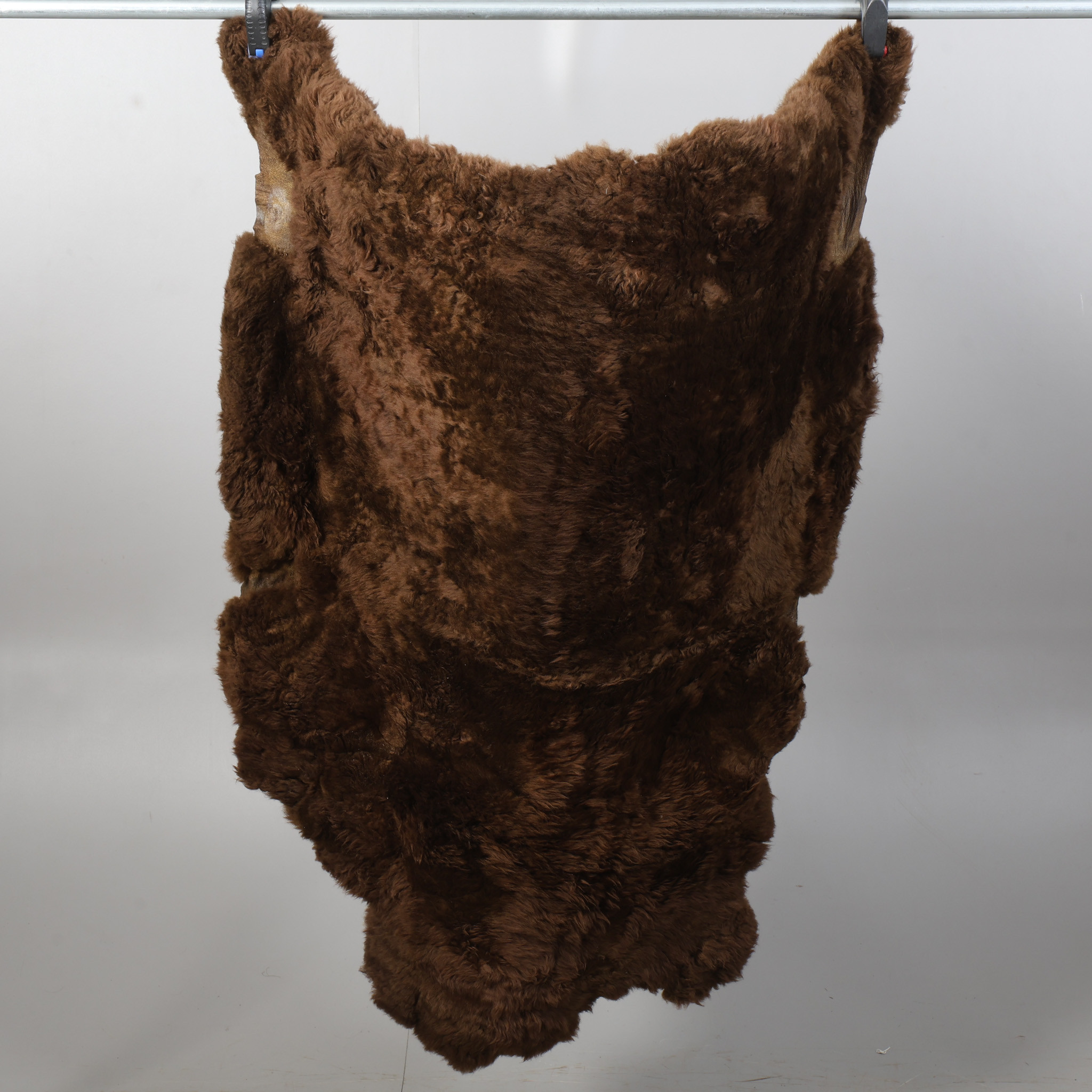 FÅRSKINN, 2 stycken.