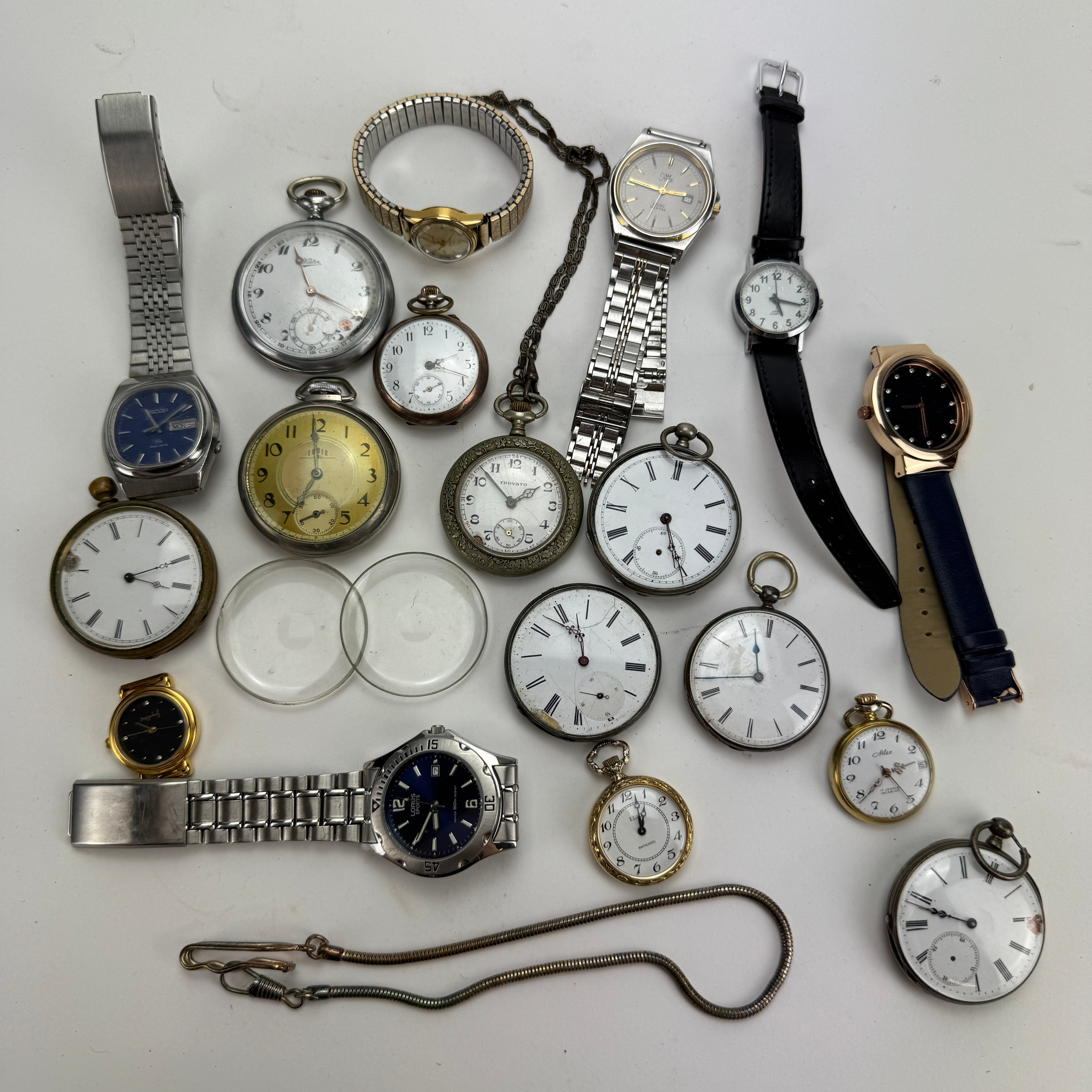 FICKUR OCH ARMBANDSUR.