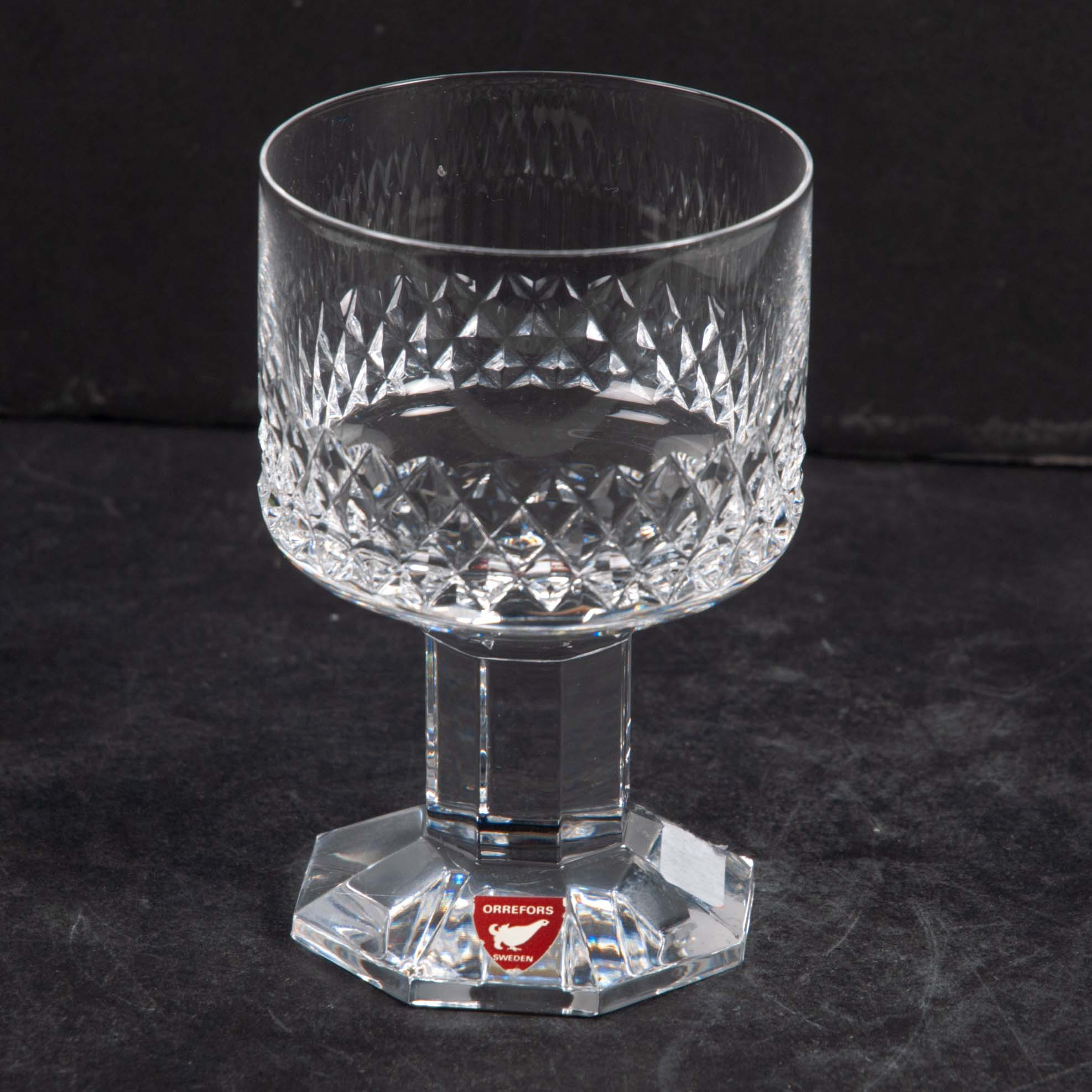 NILS LANDBERG. 13 st vinglas, "Gustav II Adolf", Orrefors.