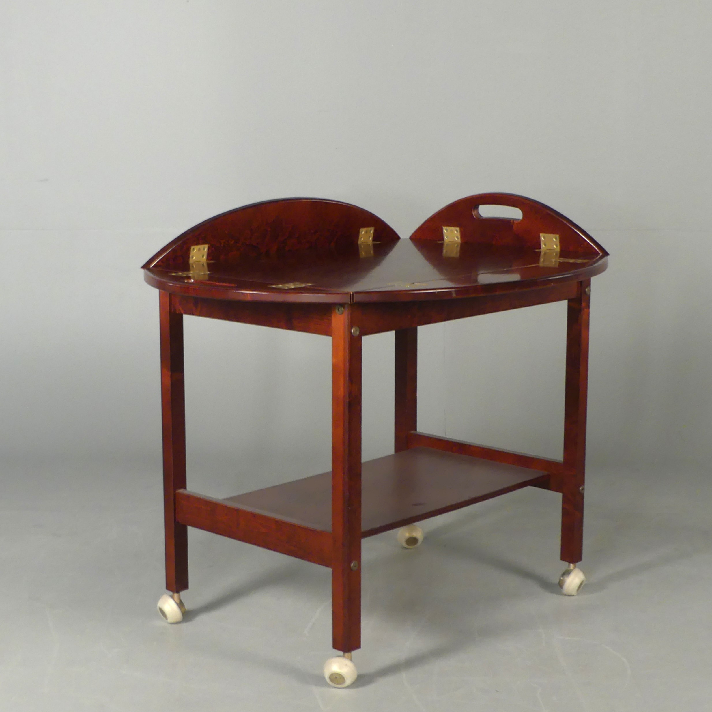 SERVERINGSVAGN / BRICKBORD, engelsk stil, 1900-tal.