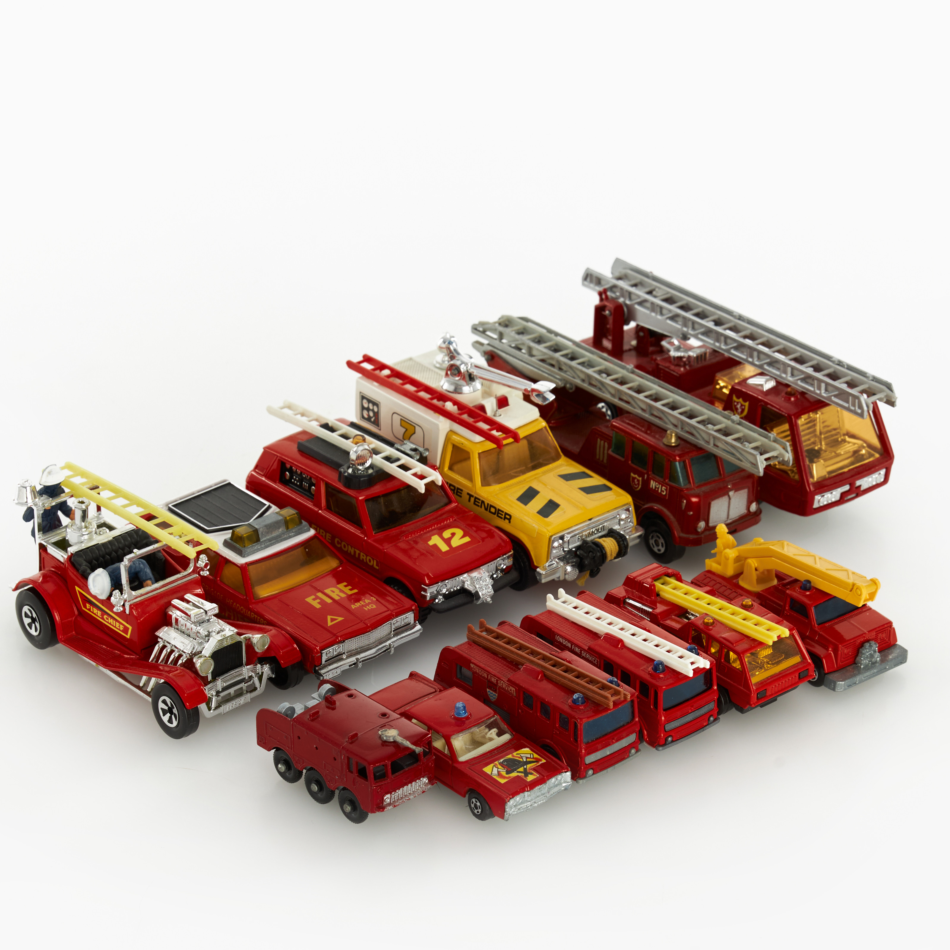 LESNEY TOYS. 12 st utryckningsfordon, England, 1960/70-tal, lackerad metall samt plast.