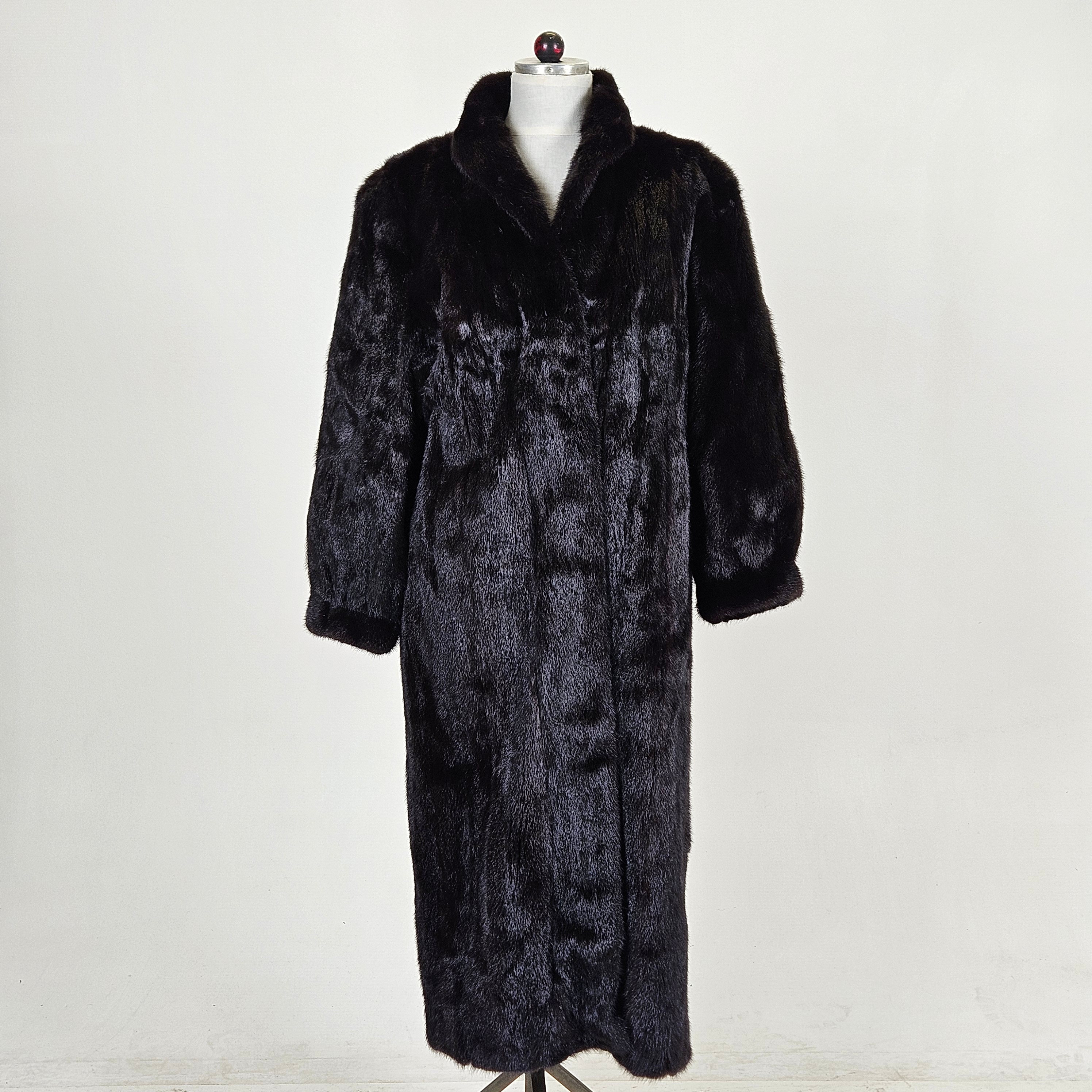 PÄLS, Saga Mink, Södra Päls, Norrköping.