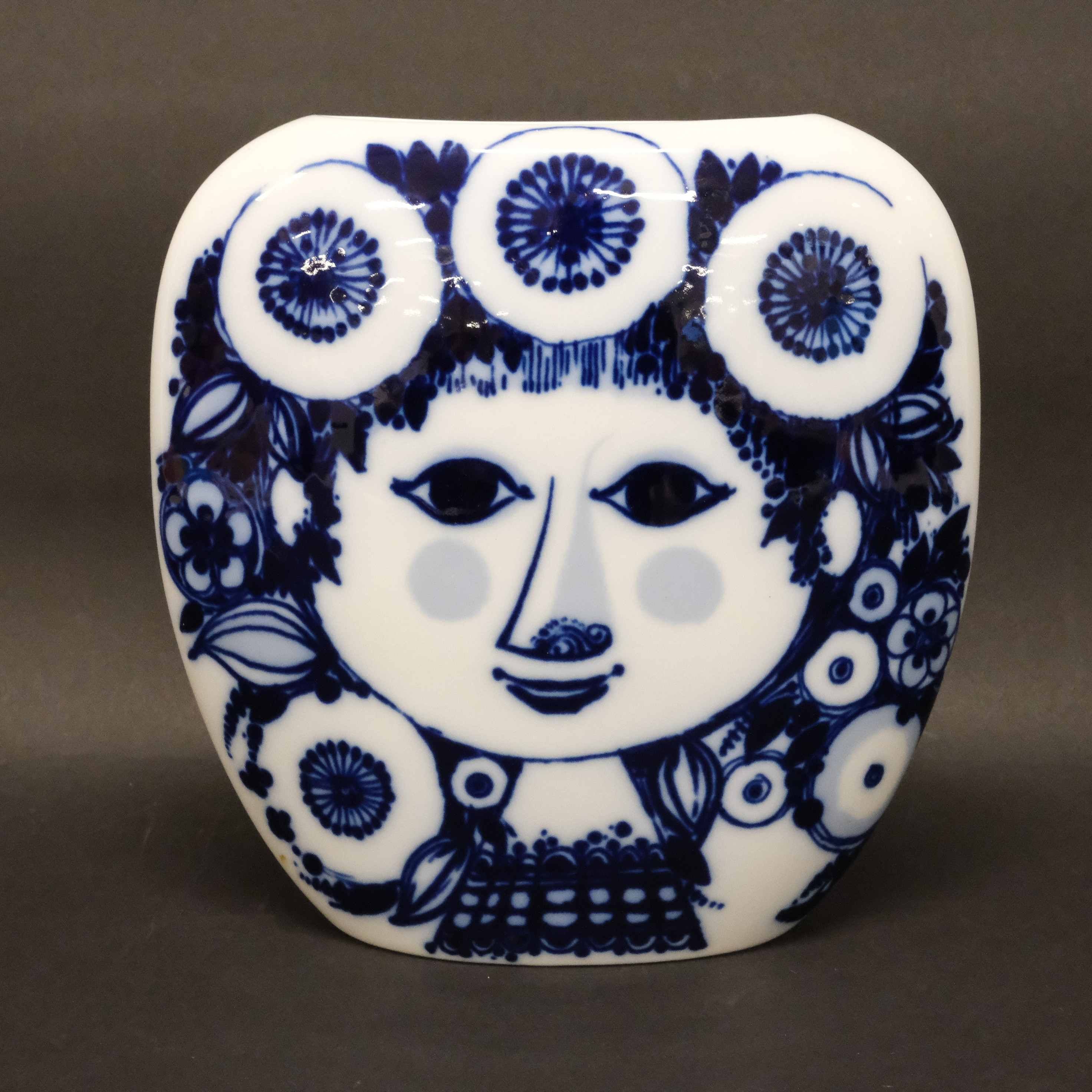 BJÖRN WIINBLAD. ROSENTHAL VAS, STUDIO-LINIE.