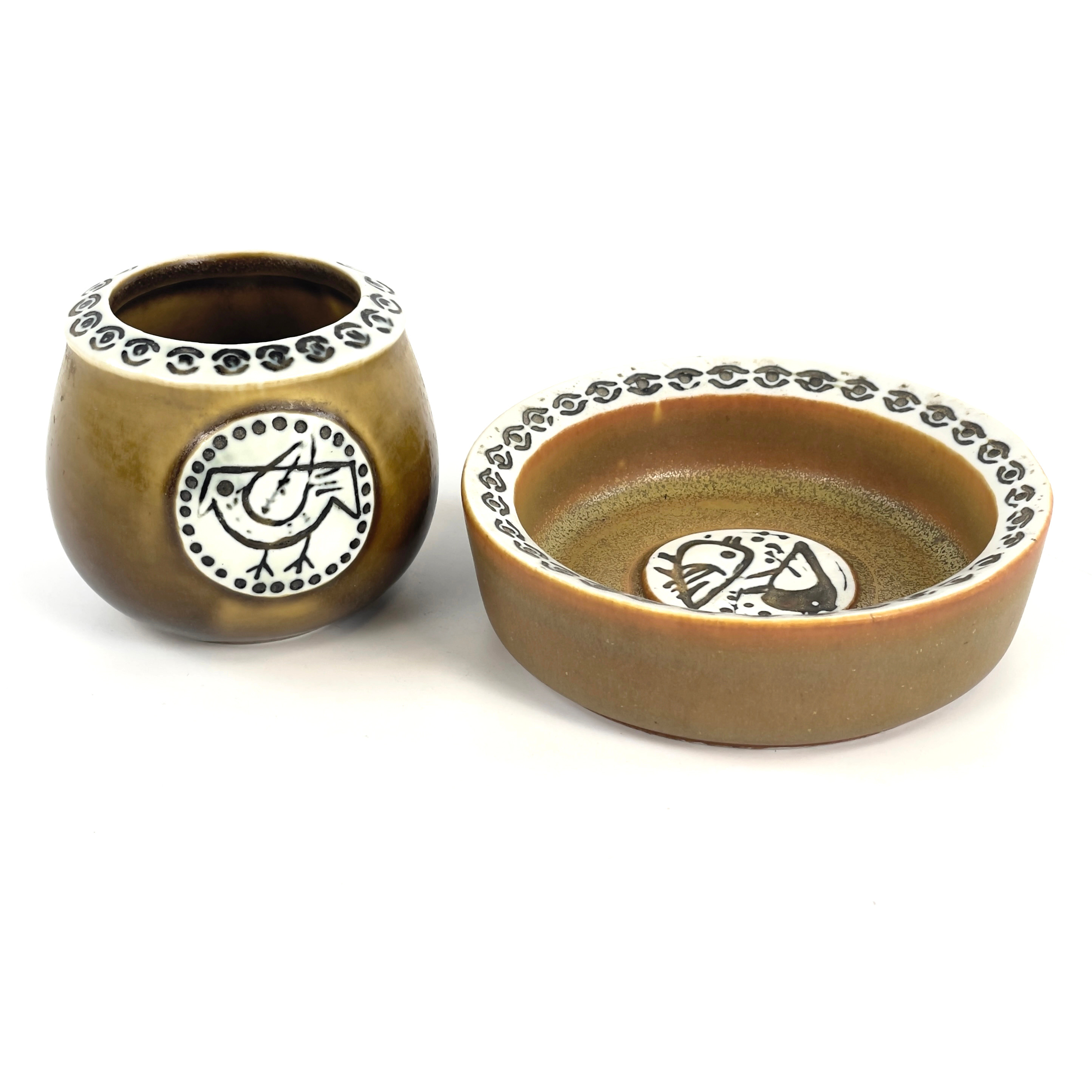 LISA LARSON. Skål och vas, ur serien "Thalia", stengods, Gustavsberg.