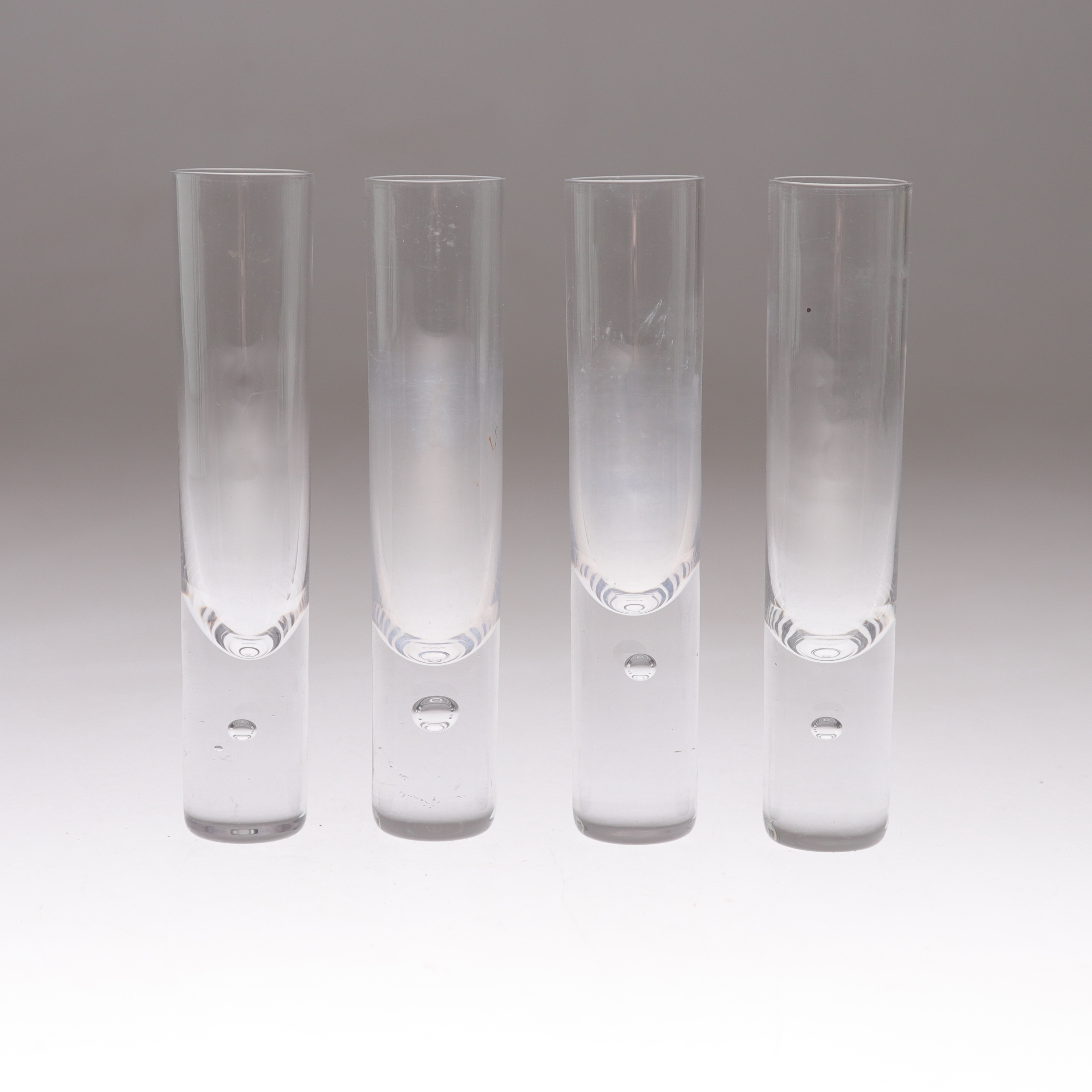 WALTER HICKMAN. Snapsglas, 4 stycken, "Pippi", Kosta.