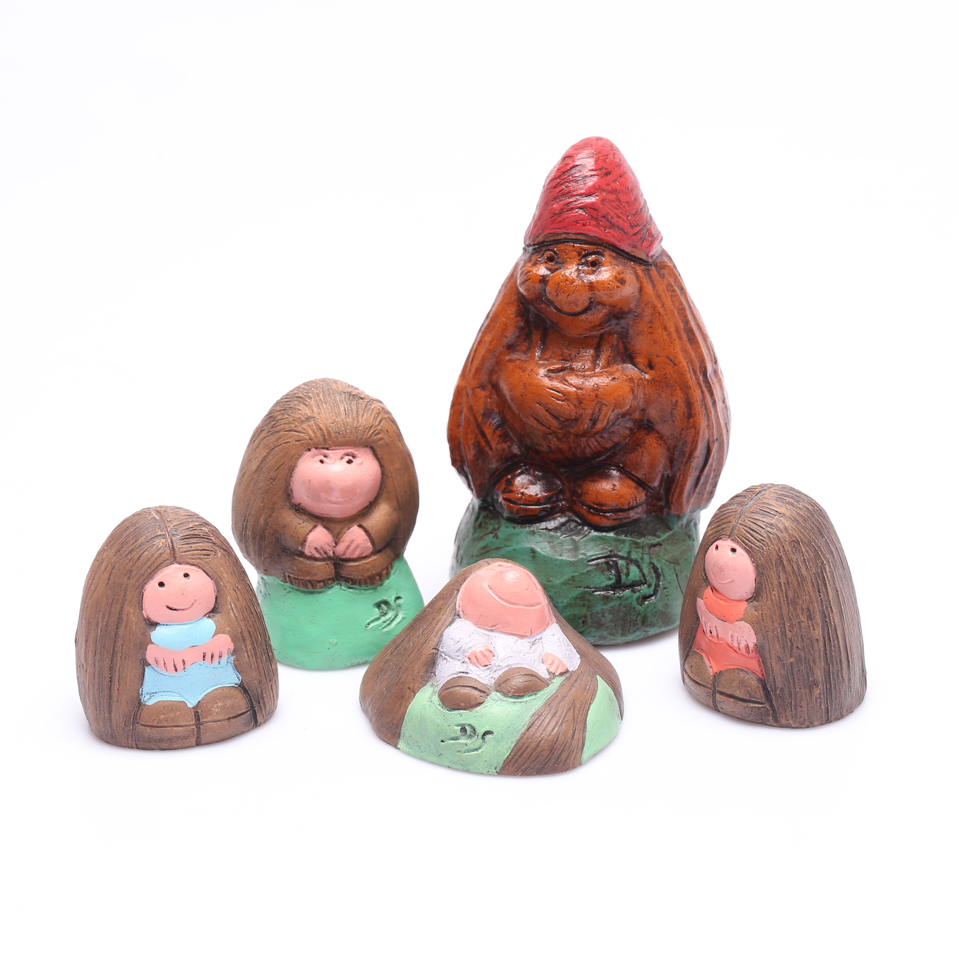 DAG STILLE. Troll, 5st, keramik, 1900-talets andra hälft.