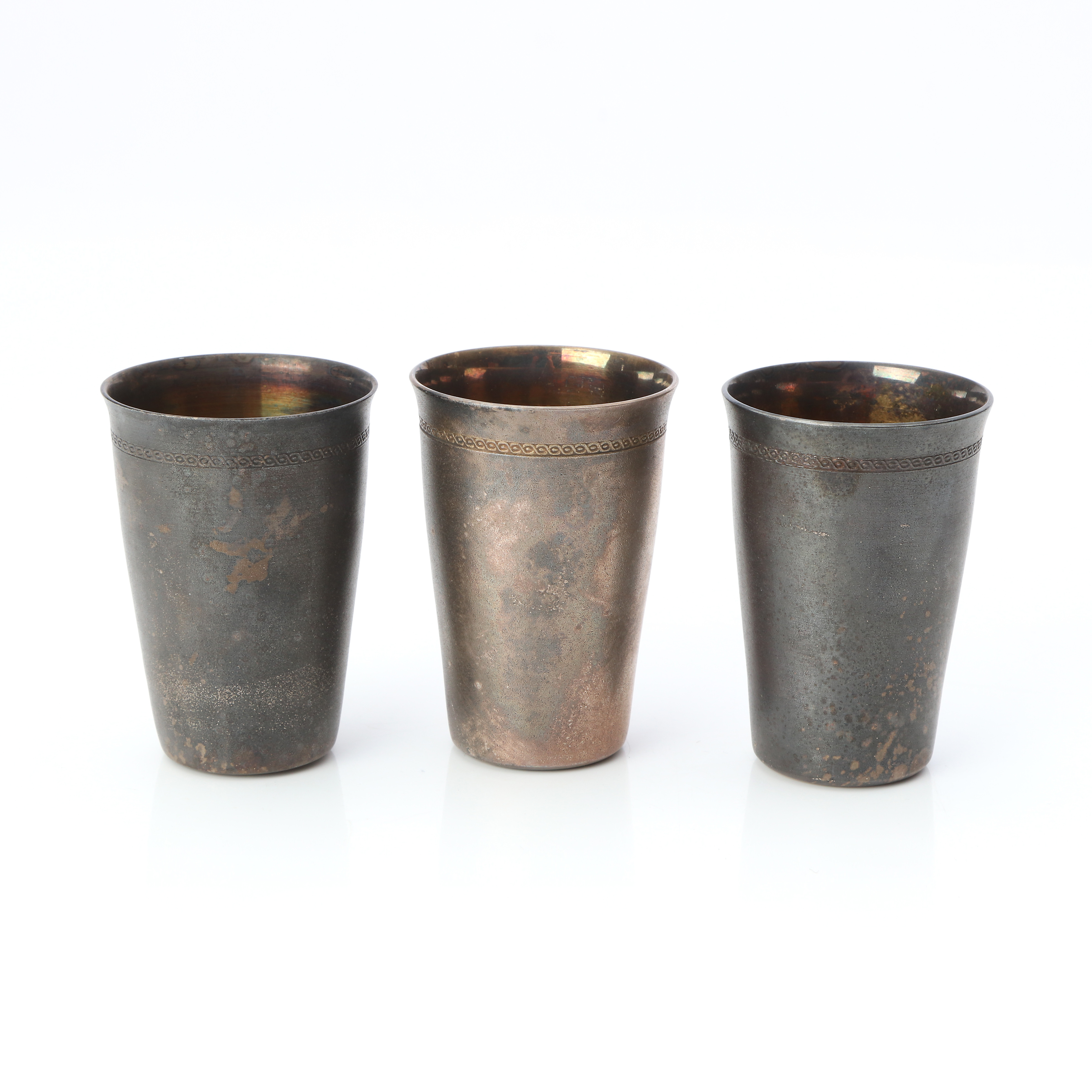 BÄGARE, TRE ST. Nysilver. Ryssland, 1900-tal.