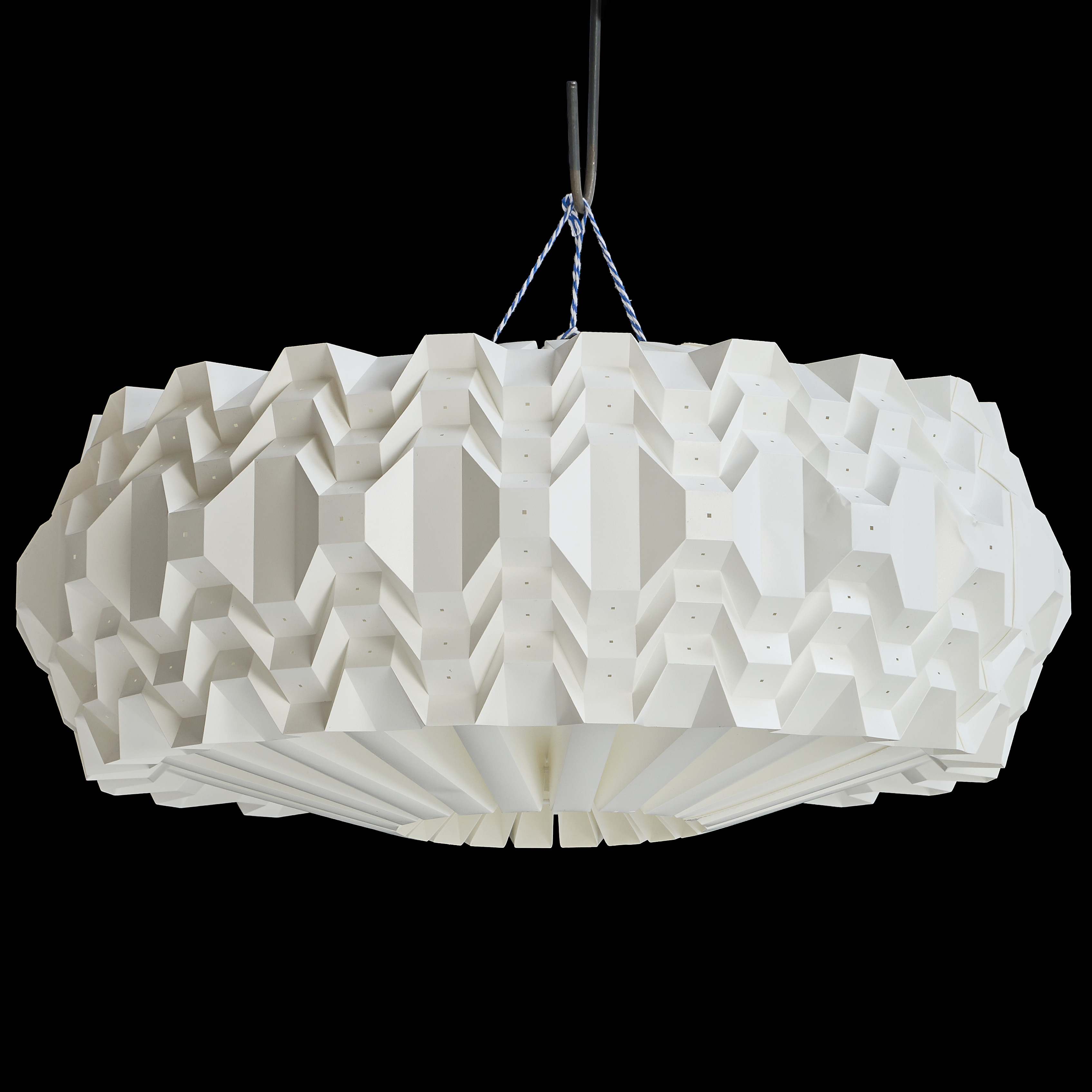 TAKLAMPA, Le Klint 150, design Amanda Betz.