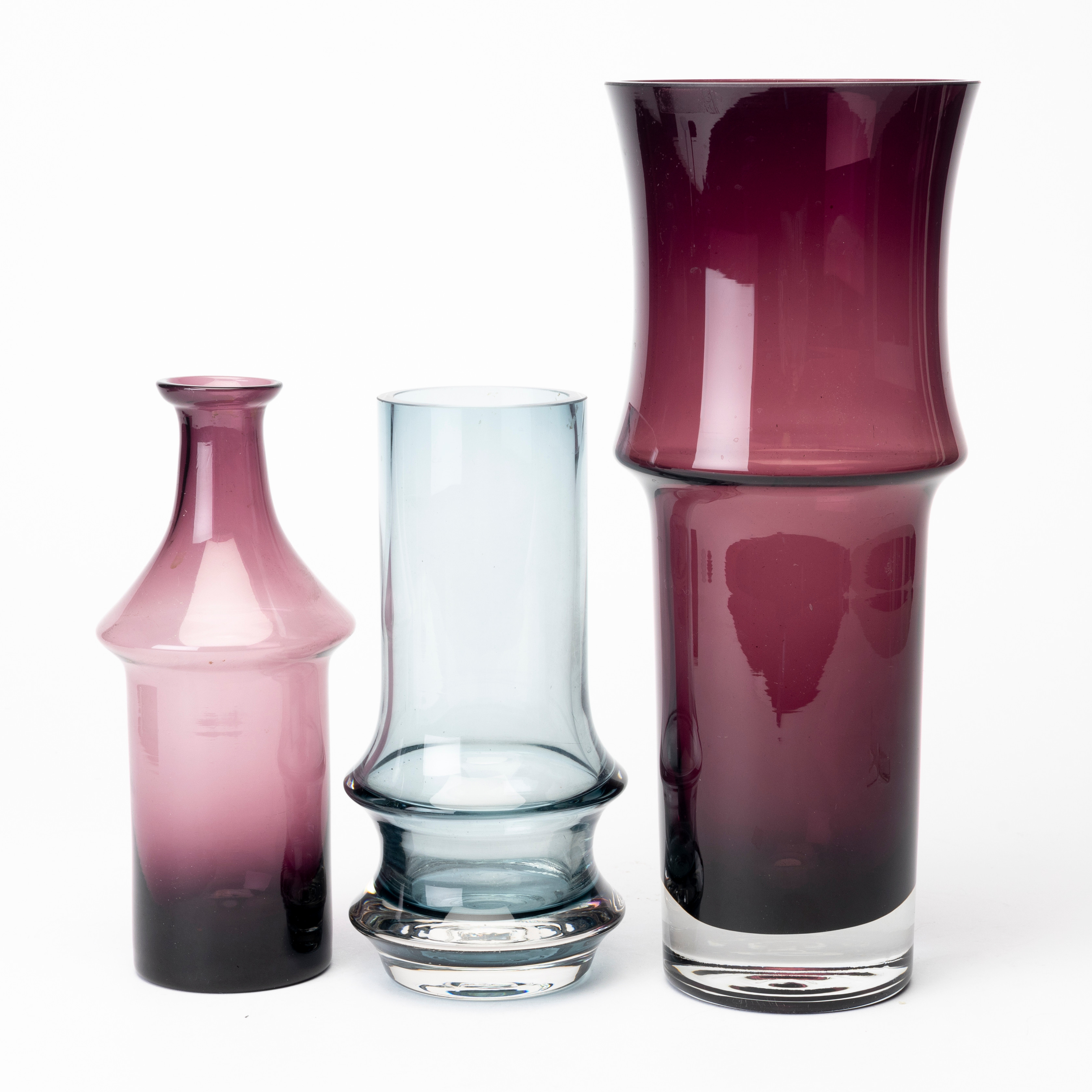 VASER, 3 st, glas, bland annat Tamara Aladin, Riihimäen Lasi, Finland.