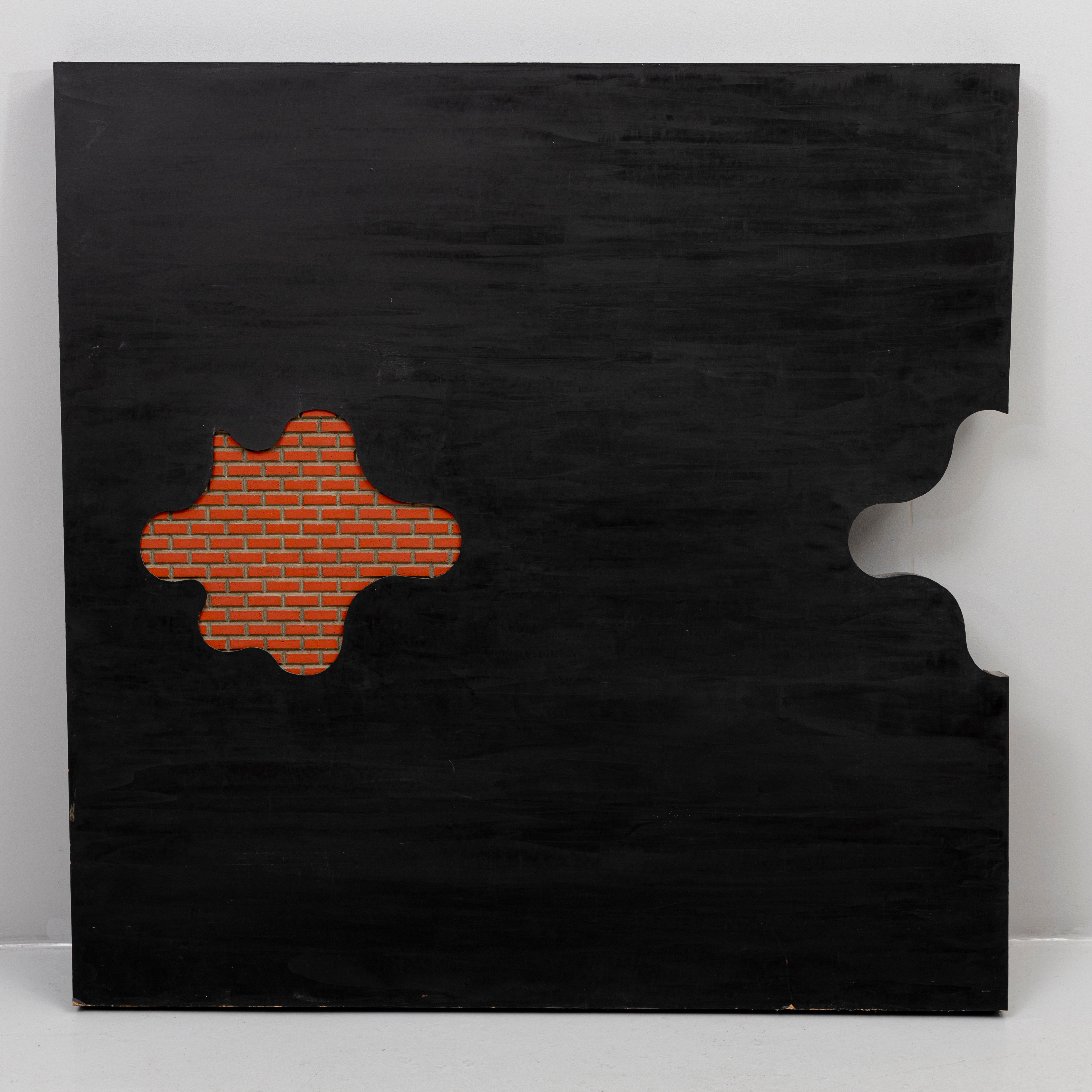 STINA EBERS (1962-). Utan titel, väggrelief, trä och betong, signerad och daterad, 1989.