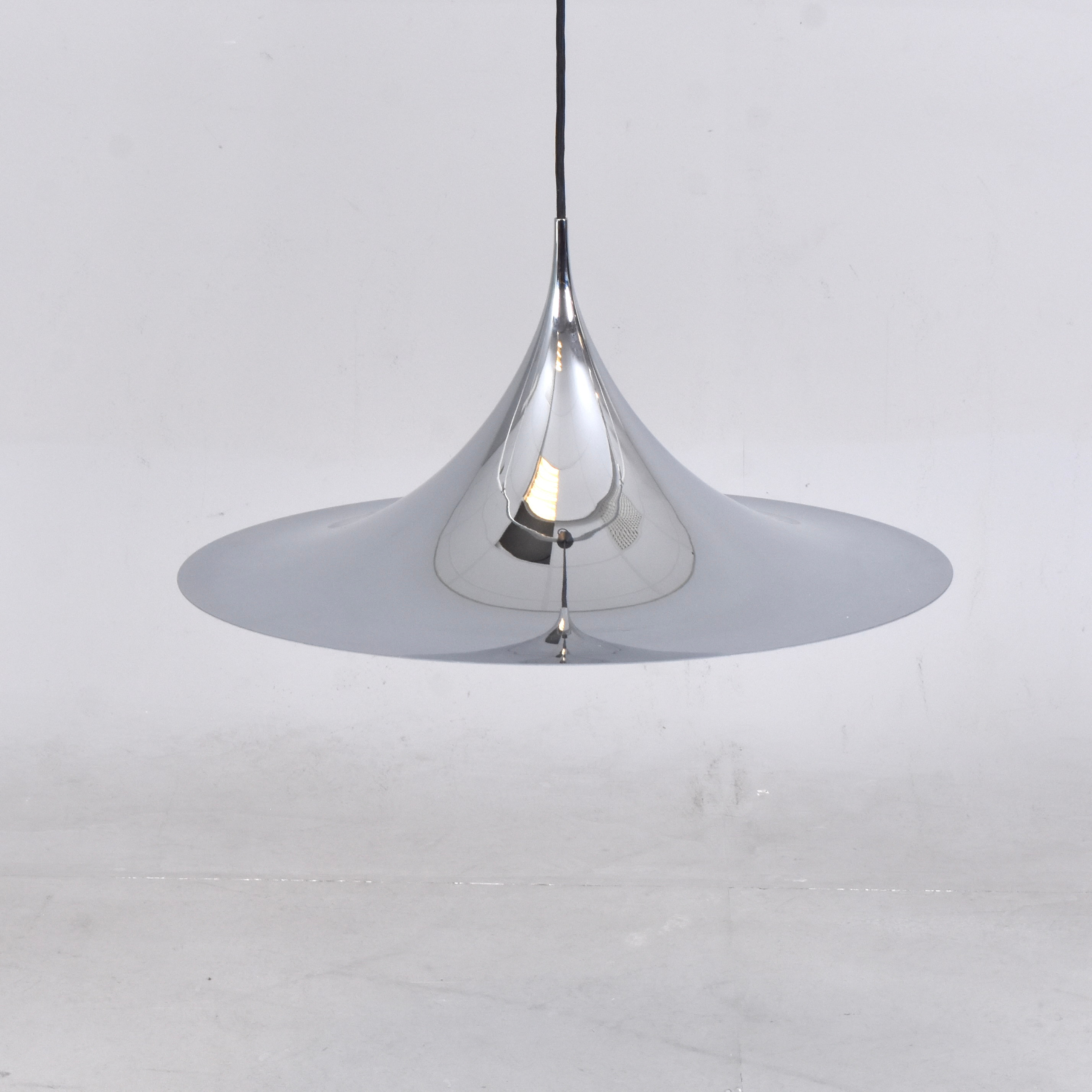 CLAUS BONDERUP & TORSTEN THORUP. taklampa, krom, "Semi-pendel".